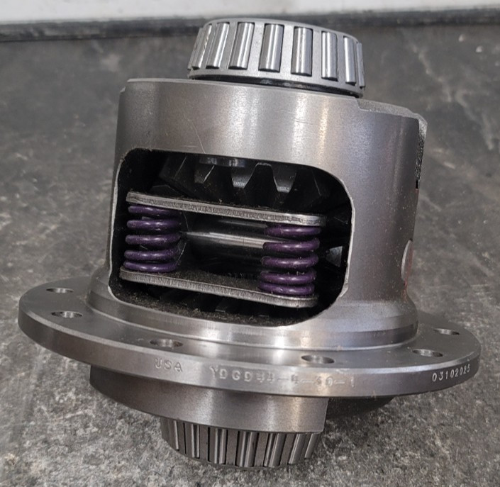 USED - Yukon Gear and Axle Duragrip Dana 44 - 30 Spline - YDGD44-4-30-1 - Posi