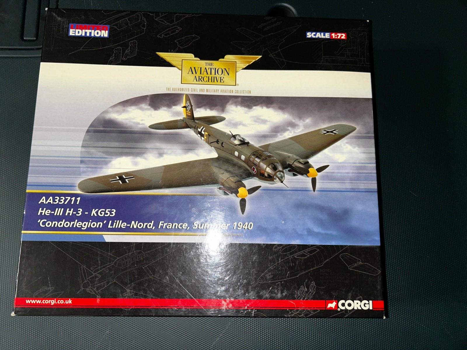 Corgi 1/72 AA33711 HEINKEL HE-111H-3 KG 53 LILLE NORD FRANCE 1940 USED-READ Corgi 1/72 AA33711 HEINKEL HE-111H-3 KG 53 LILLE NORD FRANCE 1940 USED-READ