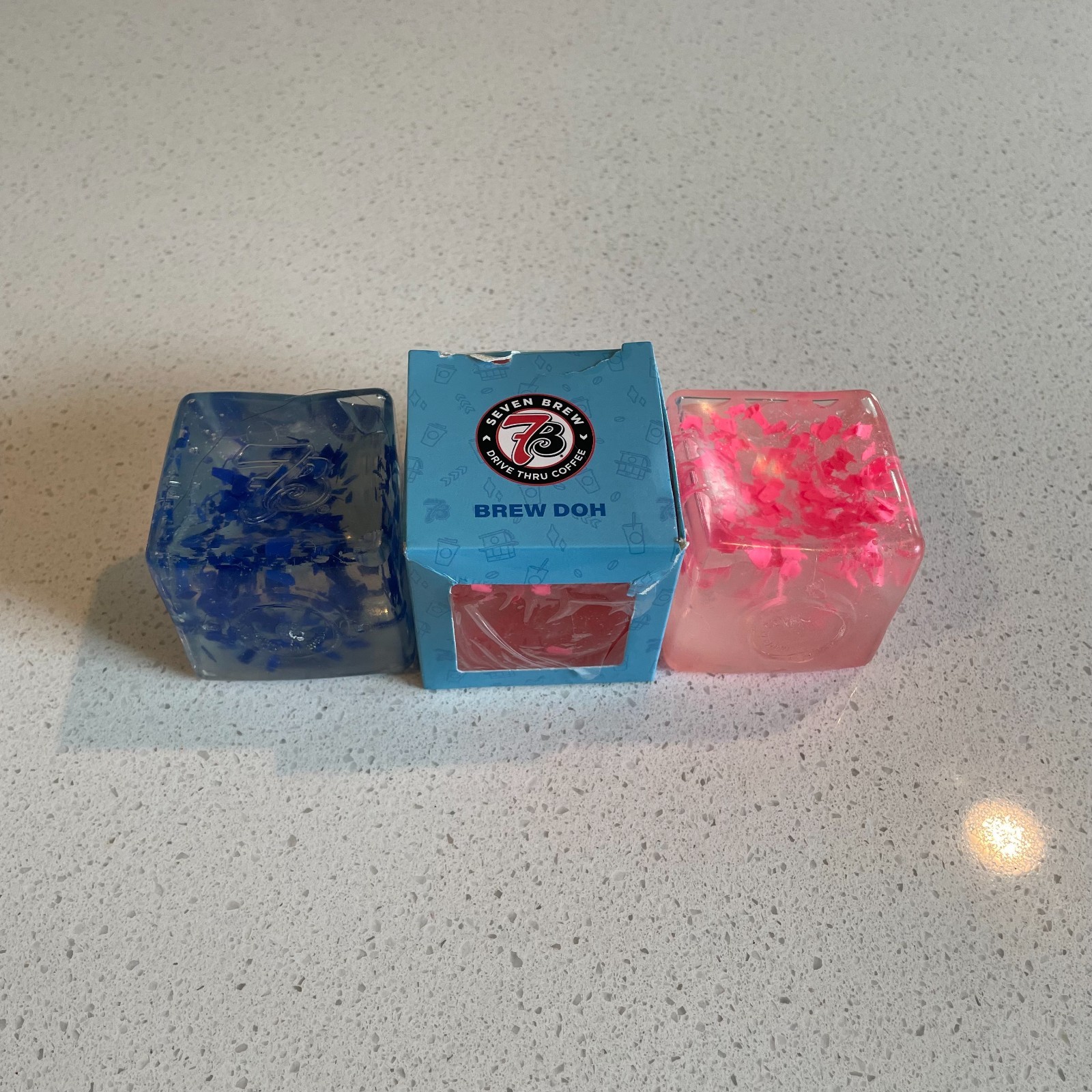 7 Brew Limited Blue And Pink Brewdoh Needoh Squishy Pre Owned Lot Of 3