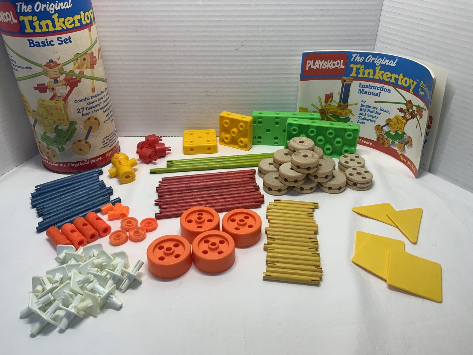 Vintage 1986 Playskool The Original Tinkertoy Basic Set In Tin-lidded Canister
