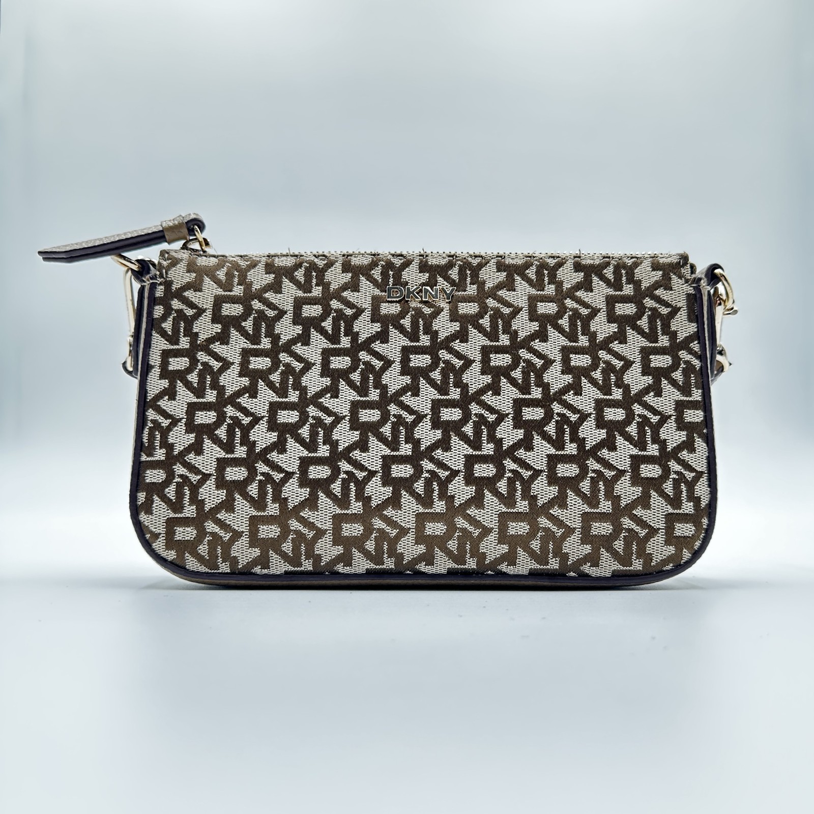 DKNY Bryant Park Crossbody Bag NWOT Monogram Logo Shoulder Purse Chino Mocha
