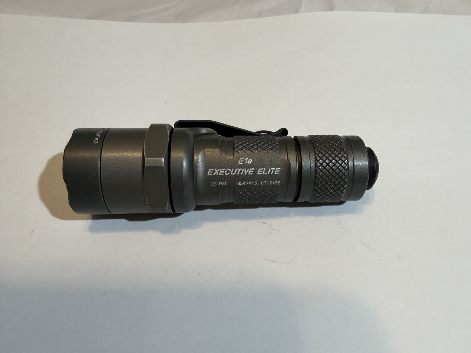 SUREFIRE  E1e Flashlight