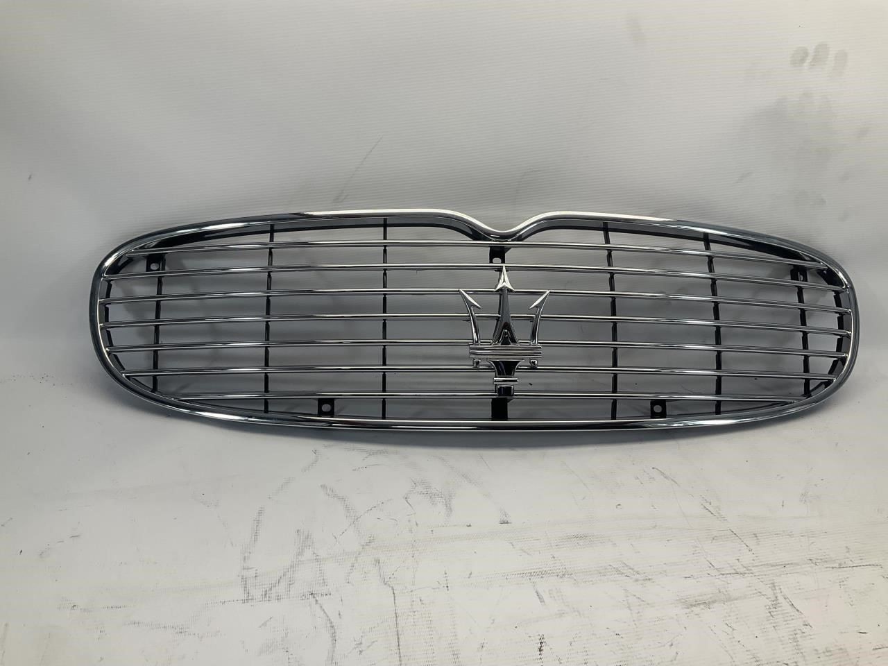 03-07 Maserati Quattroporte Front Center Lower Bumper Grille Q