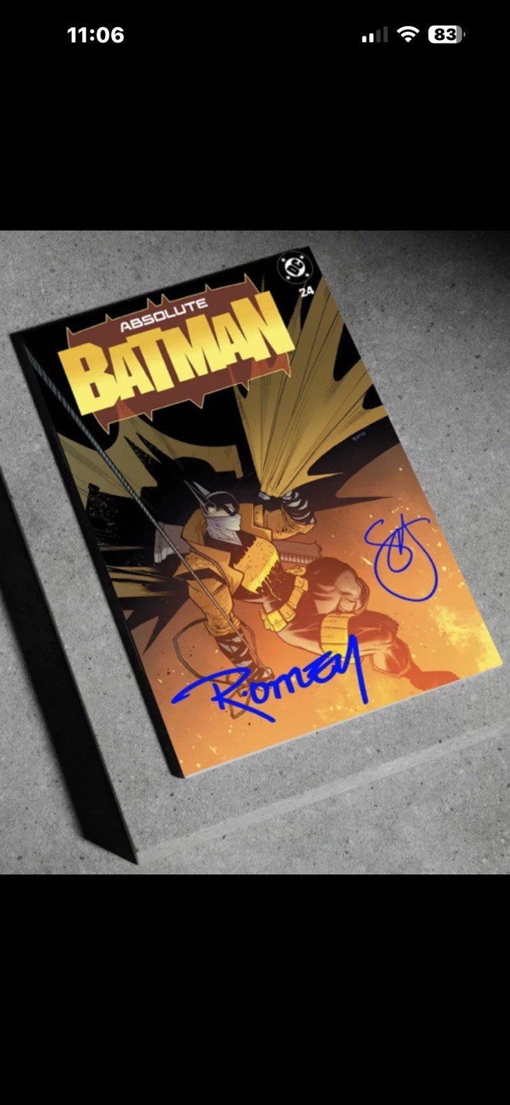 Absolute Batman 24 2x signed Ryan Ottley Trade Dress Foil Presale Absolute Batman 24 2x signed Ryan Ottley Trade Dress Foil Presale