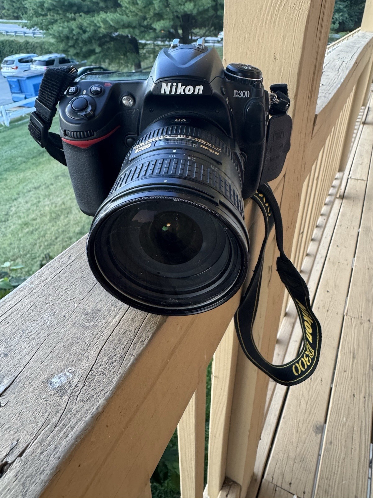 Nikon D300 12.3MP Digital SLR Camera Kit with 18-200mm VR Nikon D300 12.3MP Digital SLR Camera Kit with 18-200mm VR