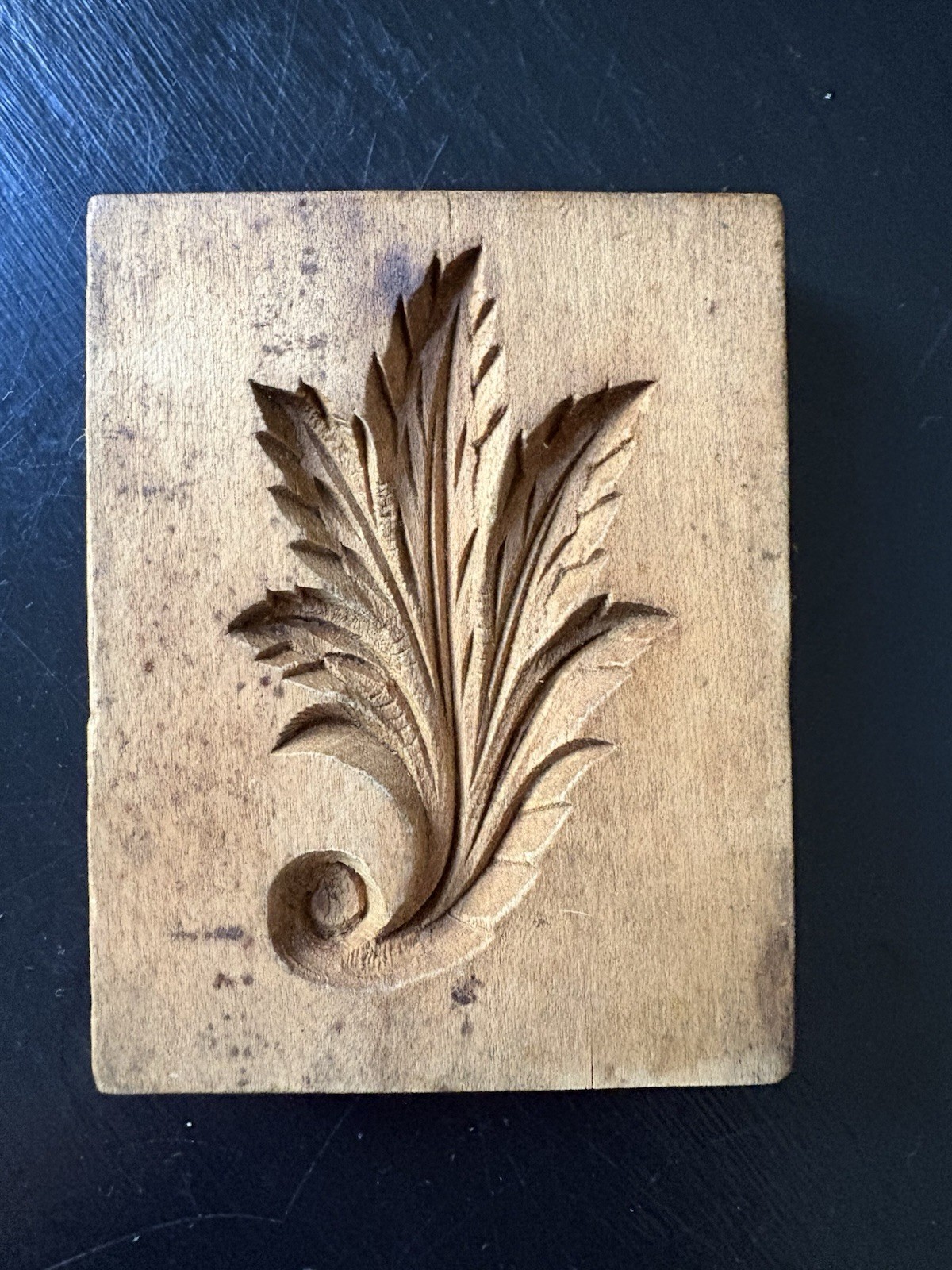 Primitive Wooden Butter Stamp Print Antique Hand-carved Acanthus Leaf Primitive Wooden Butter Stamp Print Antique Hand-carved Acanthus Leaf