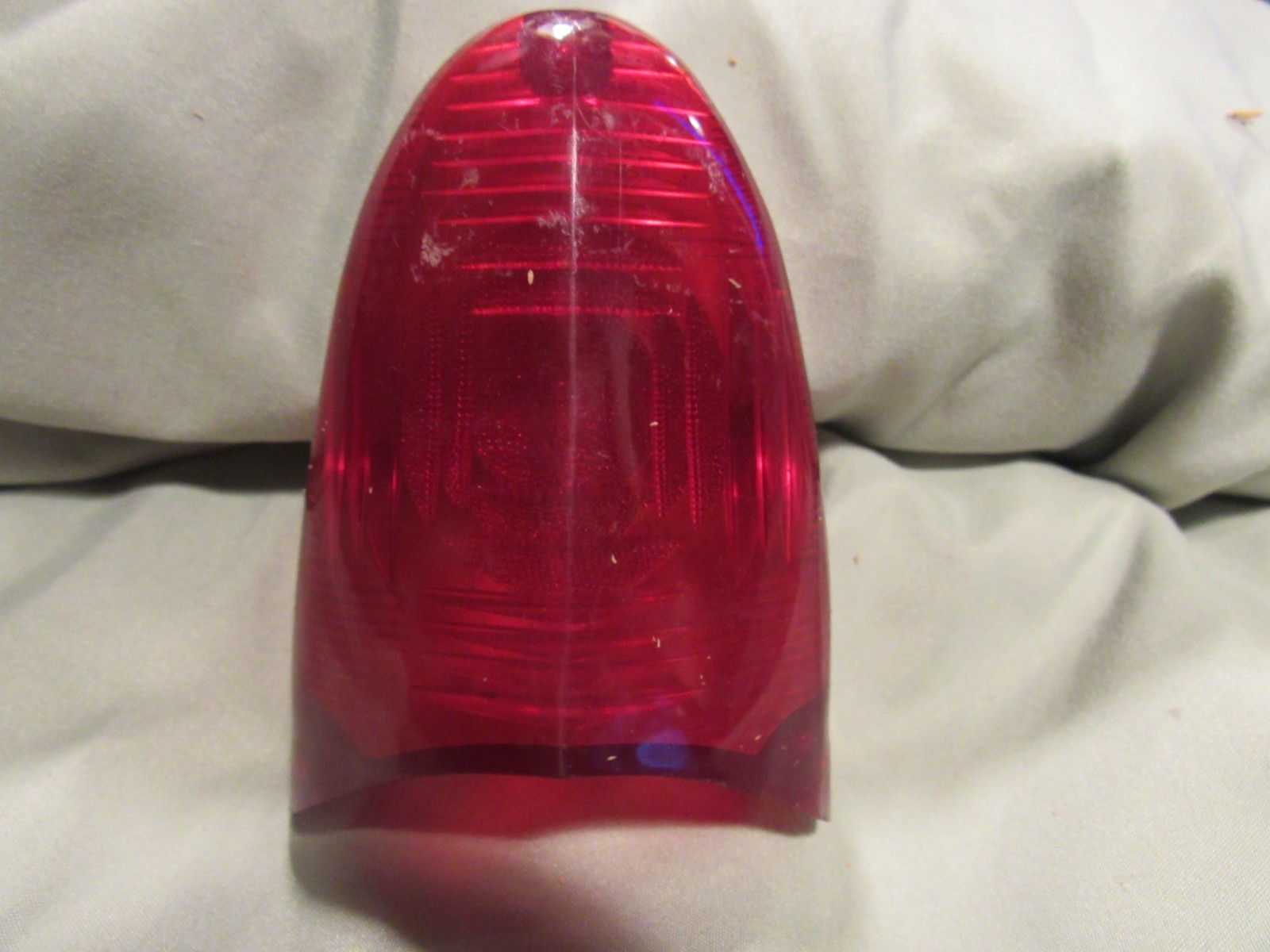 1954 PLYMOUTH TAIL LAMP LENS NORS 1954 PLYMOUTH TAIL LAMP LENS NORS