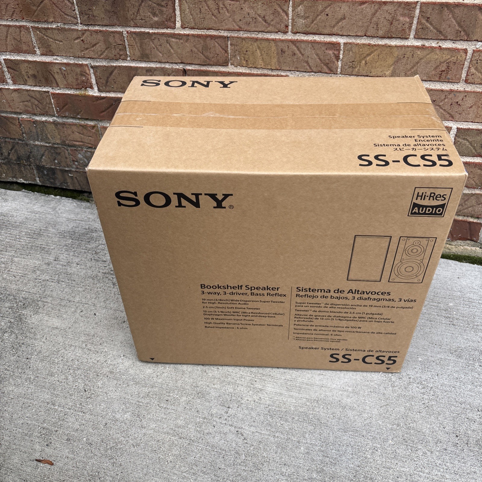 Sony SS-CS5 3-Way 3-Driver Bass Reflex Stereo Bookshelf Speakers Color Black