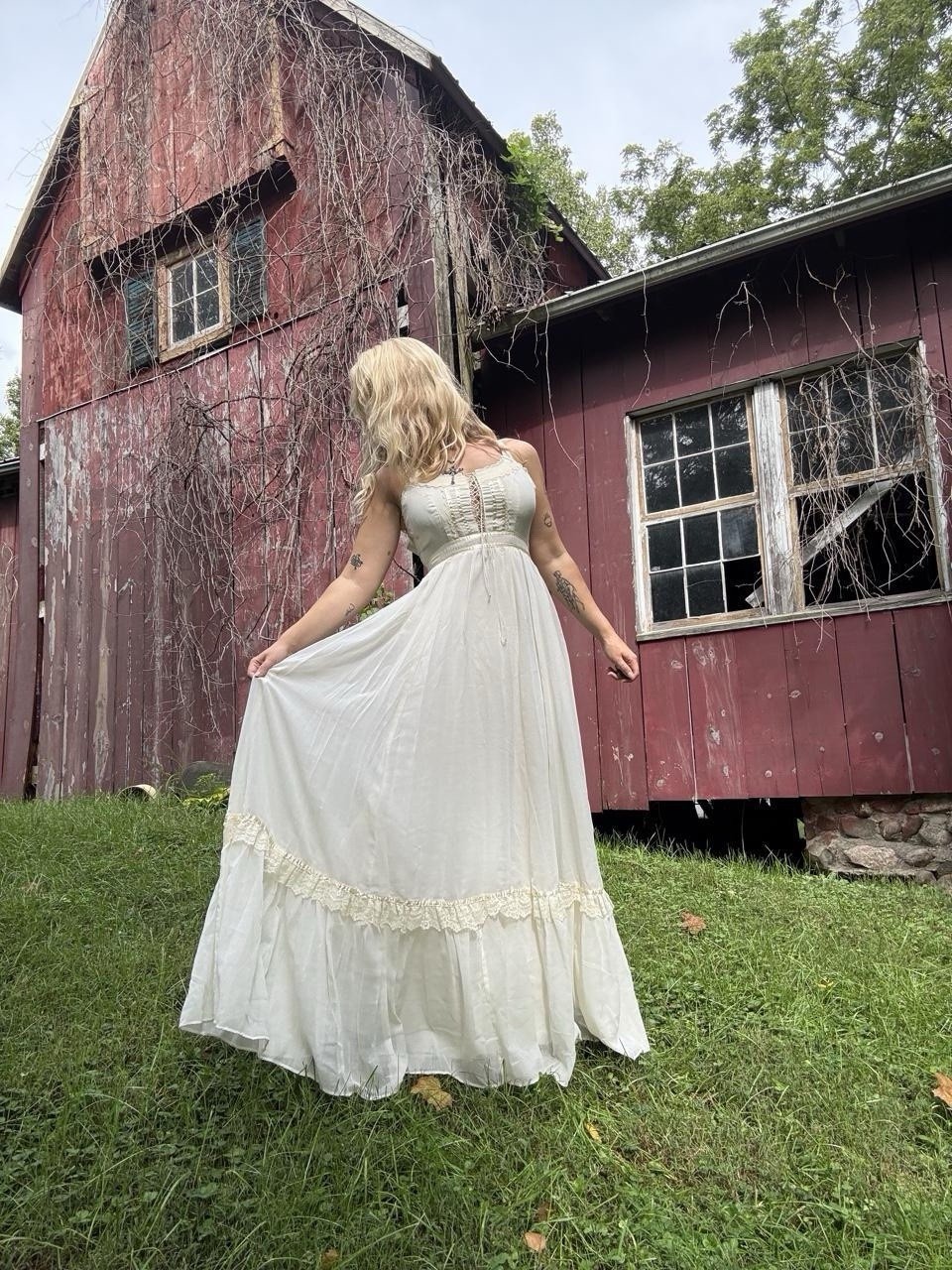70\'s White Lace Corset Gunne Sax Gown