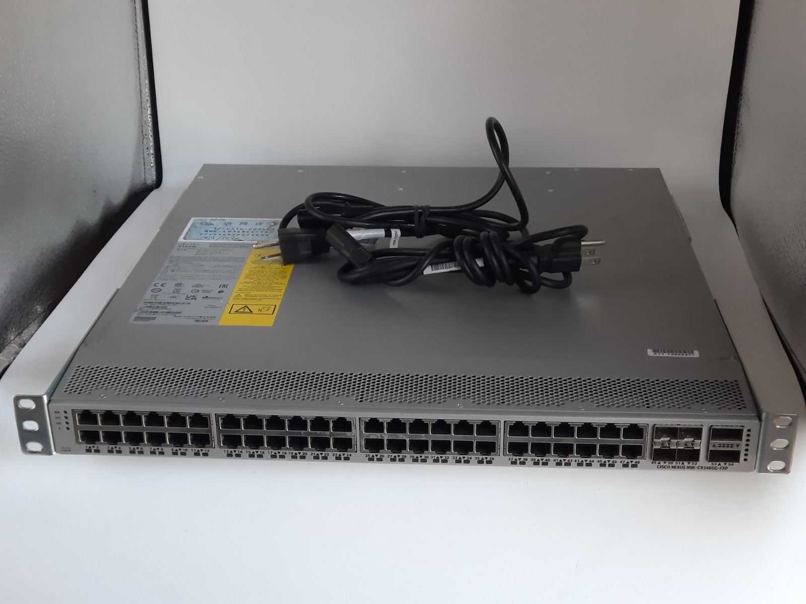 Cisco Nexus N9K-C9348GC-FXP Power Supplies & Power Cords Included TESTED