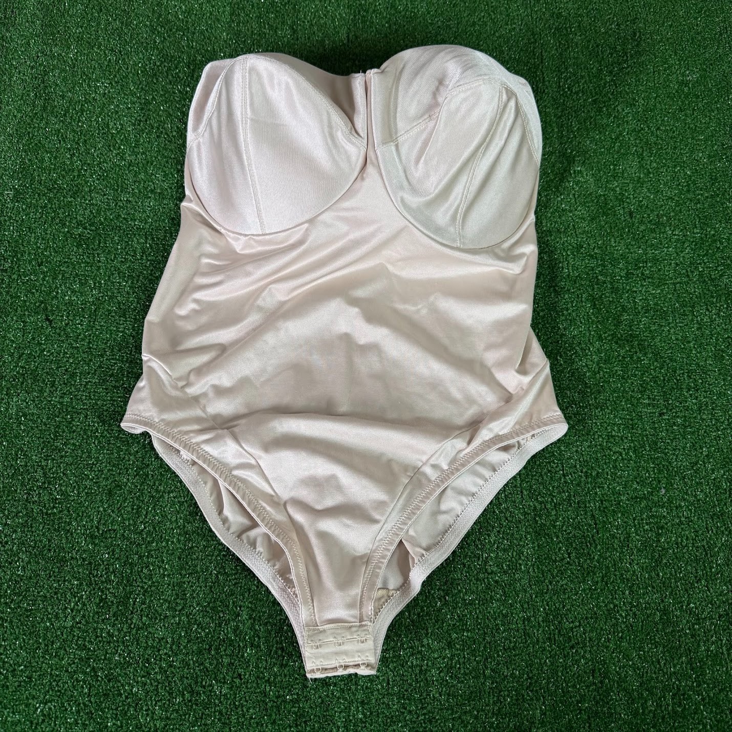 Cacique Plus Size 44DD Convertible Strapless Bodysuit Shaper Beige Underwire