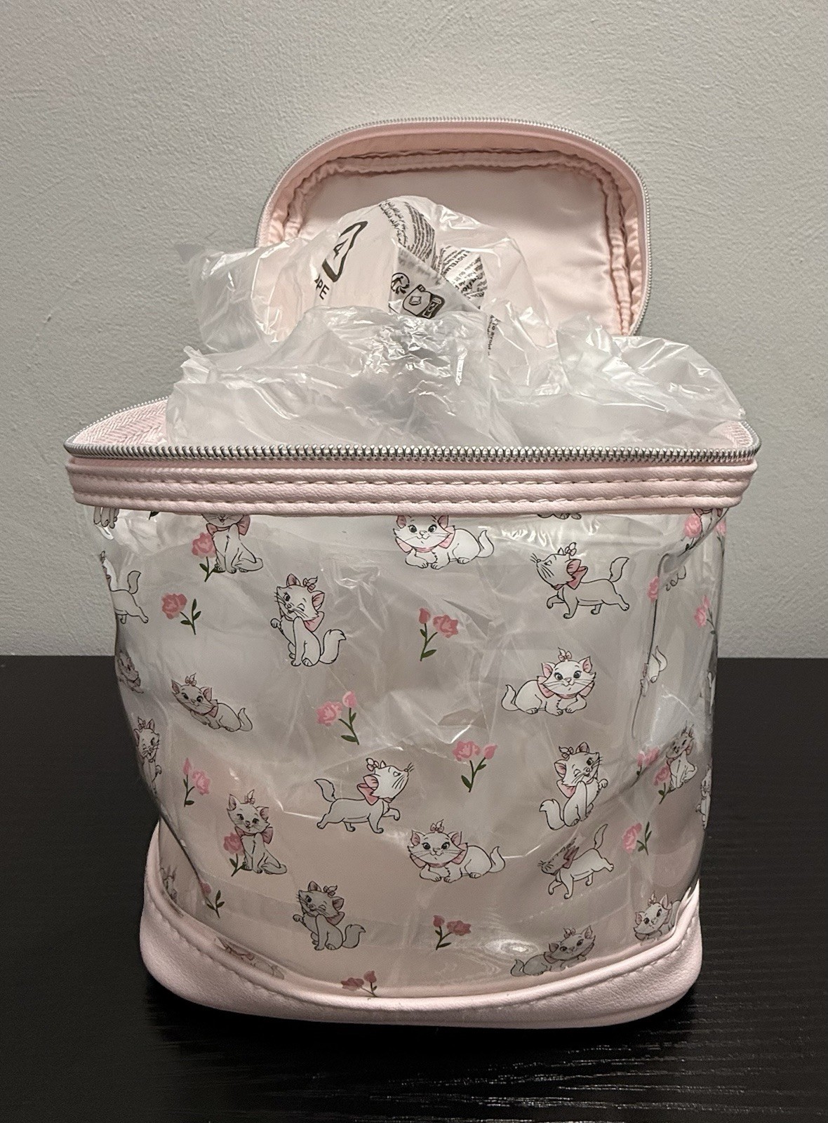 Disney Marie Aristocats Clear Pink Cosmetic Makeup Case/Bag Primark NWT Disney Marie Aristocats Clear Pink Cosmetic Makeup Case/Bag Primark NWT