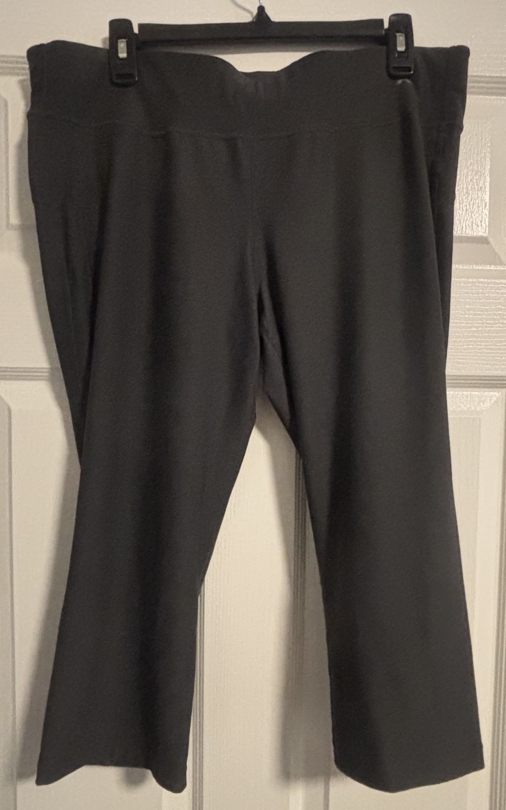 Xersion Gray Capri Leggings w/One Back Zip Pocket Activewear/Gym Wear - Size XL