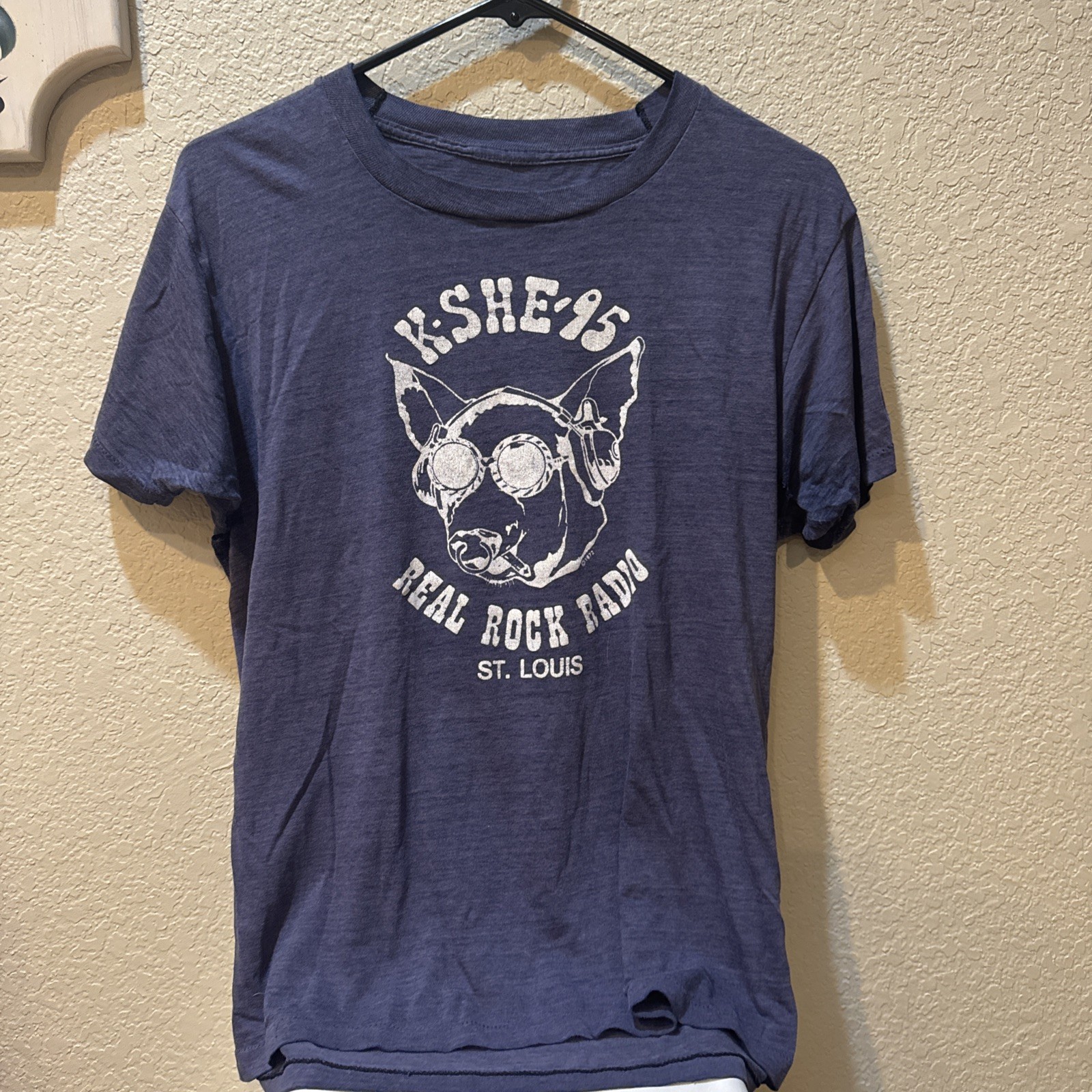 KSHE 95 Vintage STL Large T-Shirt 1983 Purple Tiny Hole Under Arm KSHE 95 Vintage STL Large T-Shirt 1983 Purple Tiny Hole Under Arm