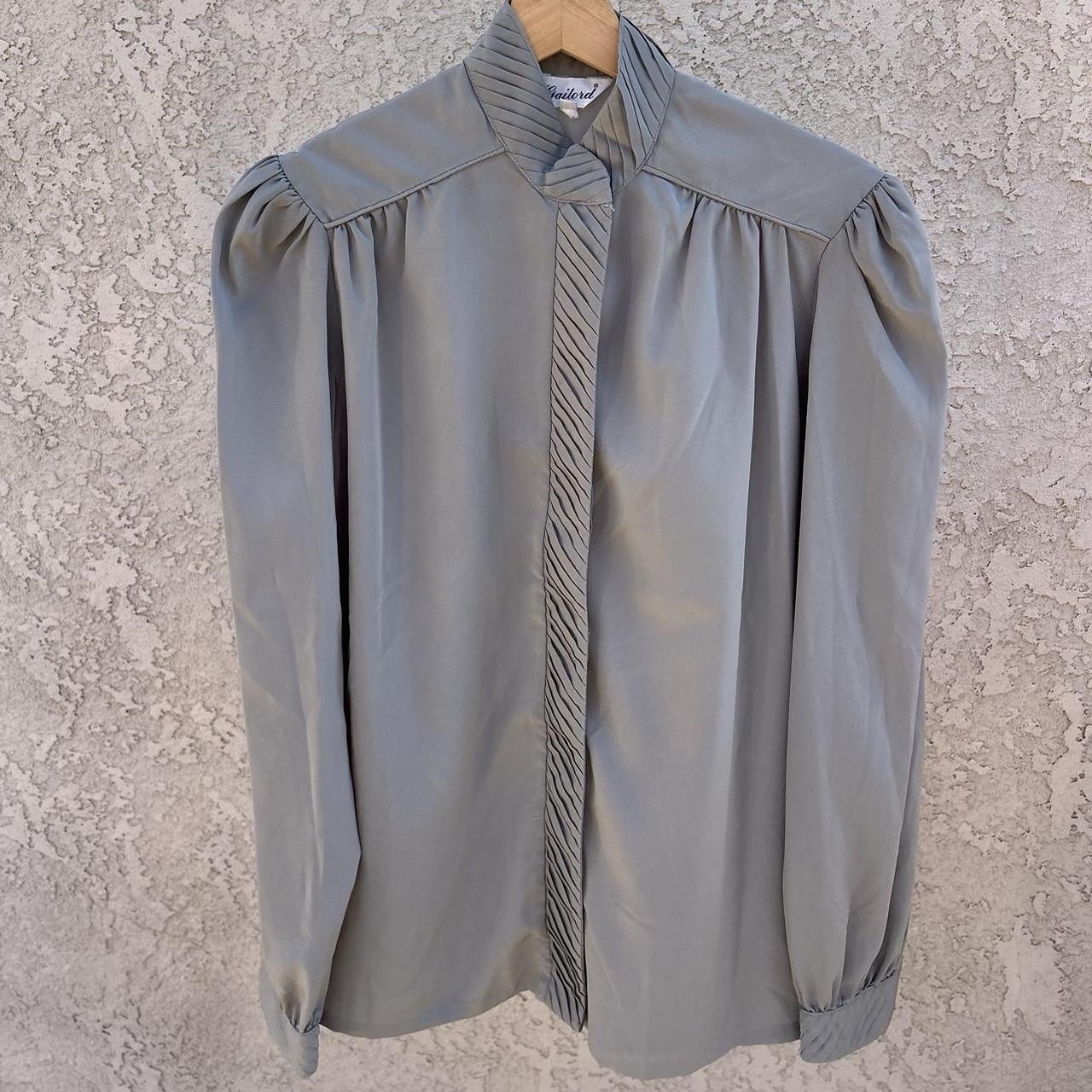 True Vintage 70s/80s Gailord Gray Pleated Blouse Top True Vintage 70s/80s Gailord Gray Pleated Blouse Top