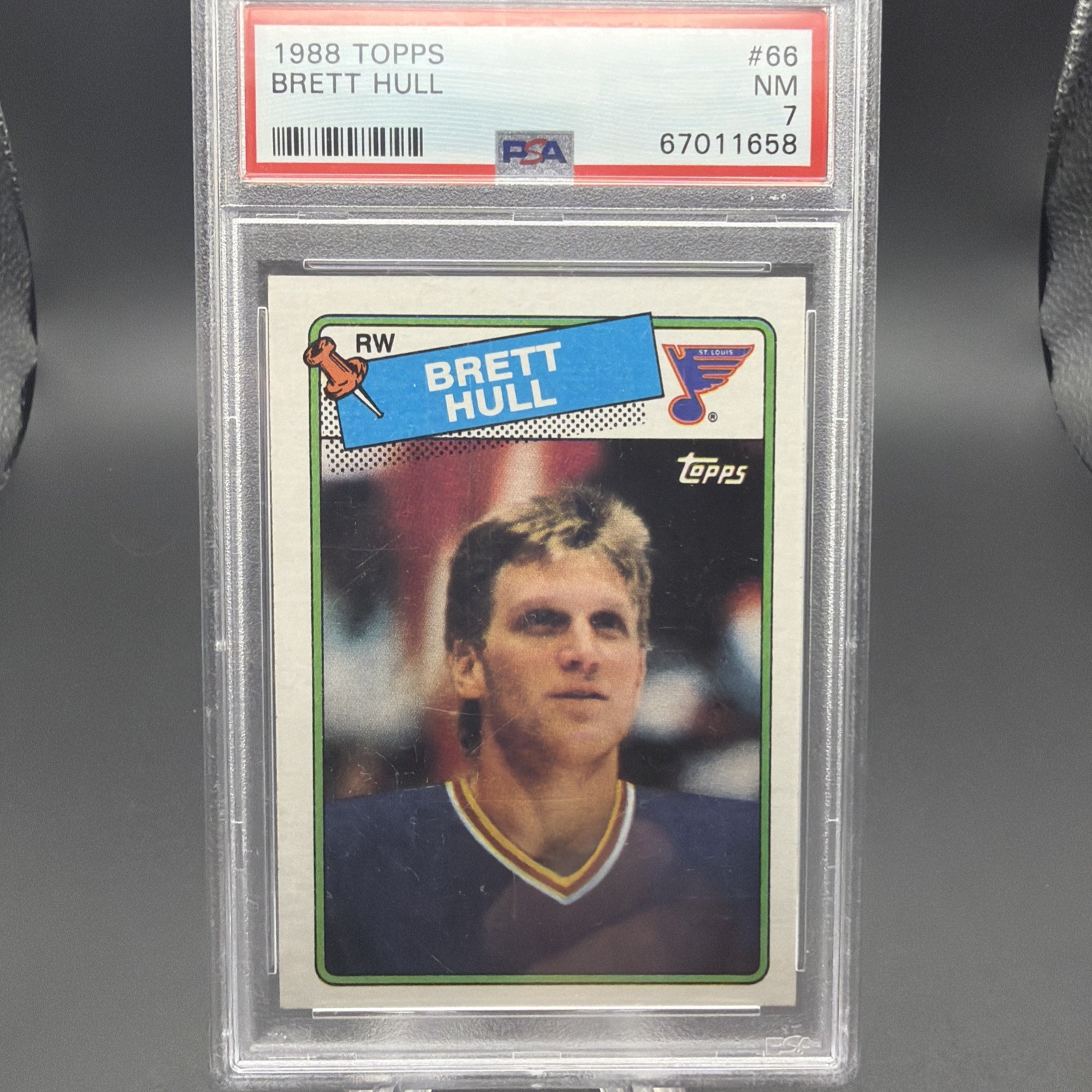 1988-89 Topps - Brett Hull #66 (RC) 1988-89 Topps - Brett Hull #66 (RC)