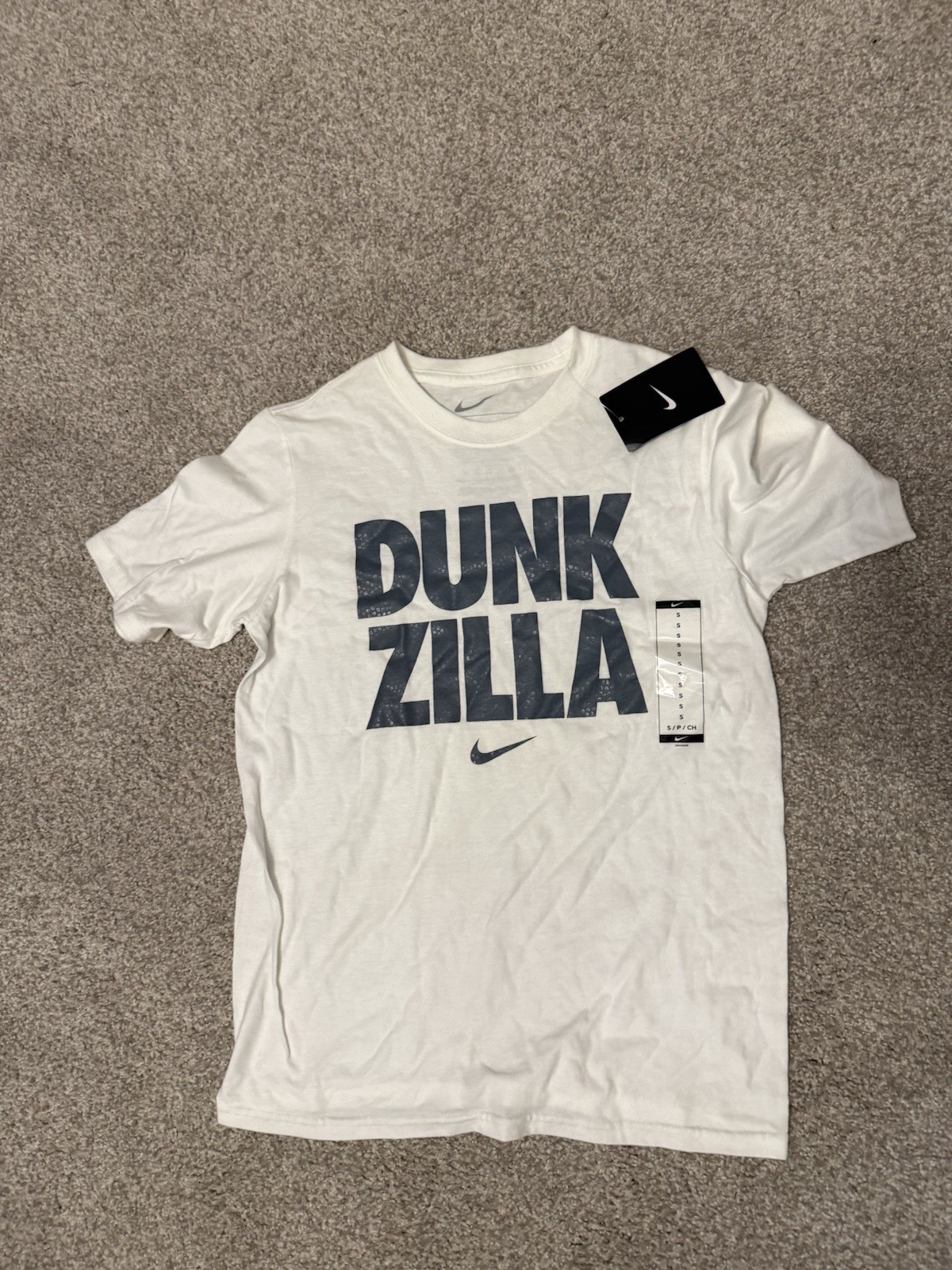 NWT Nike Youth Tshirt Size small