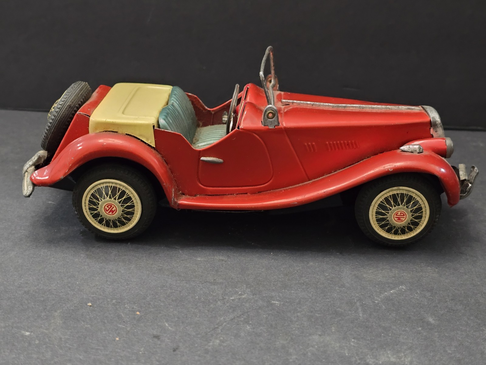 Vintage Bandai Japan Tin Litho MG TF Midget Roadster Friction Toy Car 1950s
