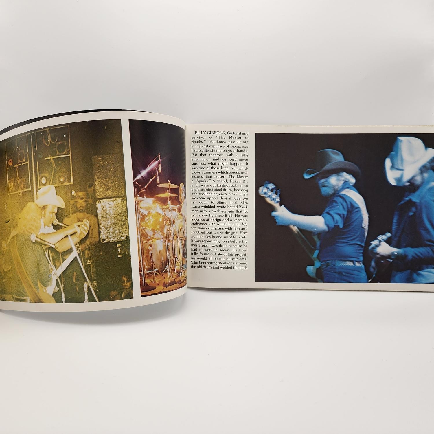 ZZ Top Original 1976 Worldwide Texas Tour Concert Souvenir Program Booklet VG+
