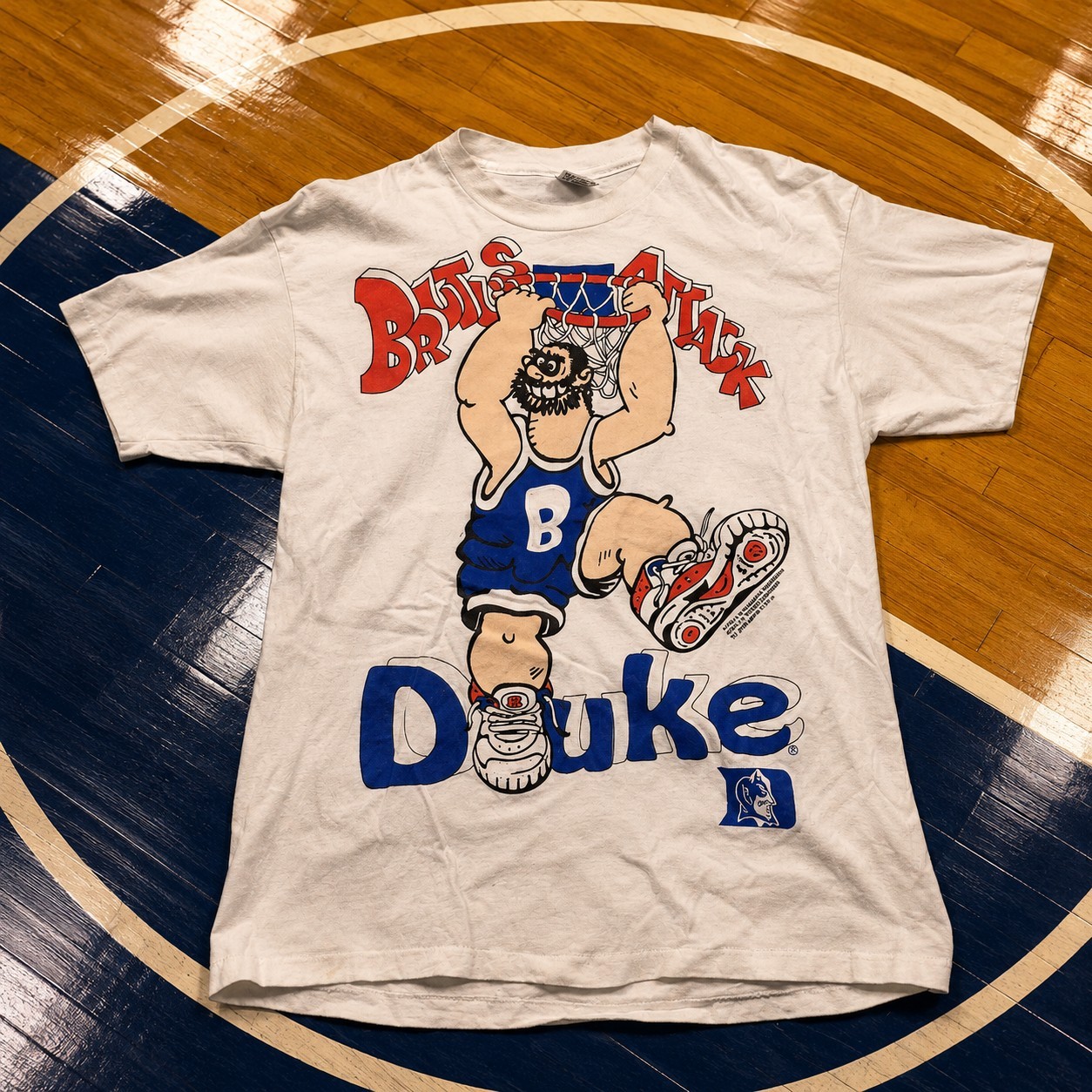 Vintage Duke Blue Devils Basketball T-Shirt Men’s XL White Brutus Attack 1993