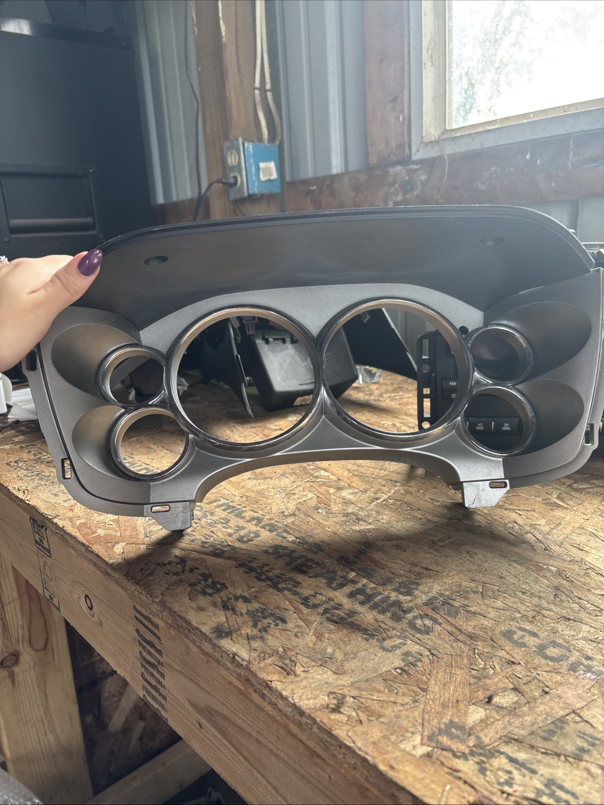 07-13 Silverado / Sierra 6 Gauges Speedometer Cluster Dash Bezel 07-13 Silverado / Sierra 6 Gauges Speedometer Cluster Dash Bezel