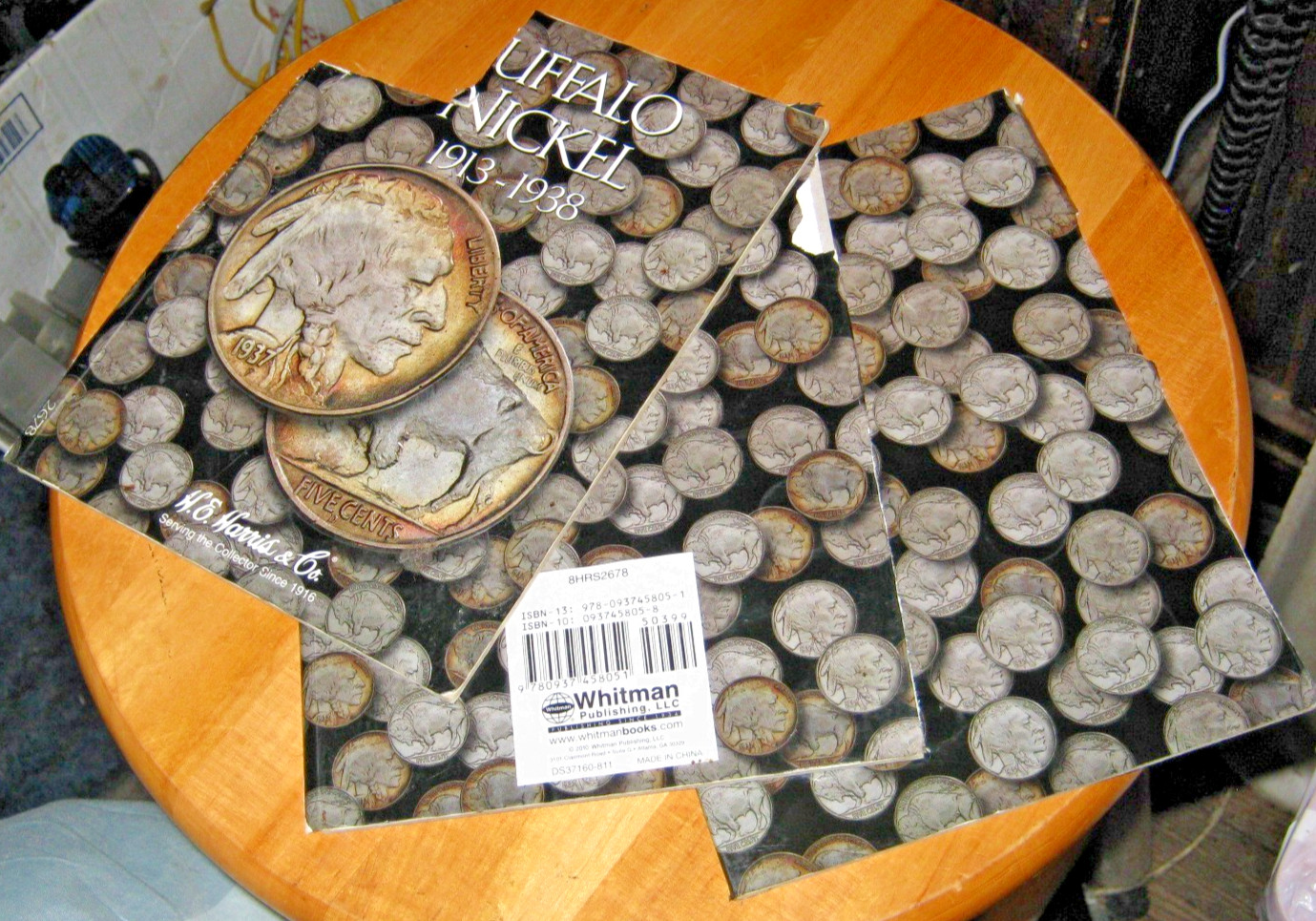 Book of Buffalo Nickels Lots of them Very nice Lot of all 3 pages Book of Buffalo Nickels Lots of them Very nice Lot of all 3 pages