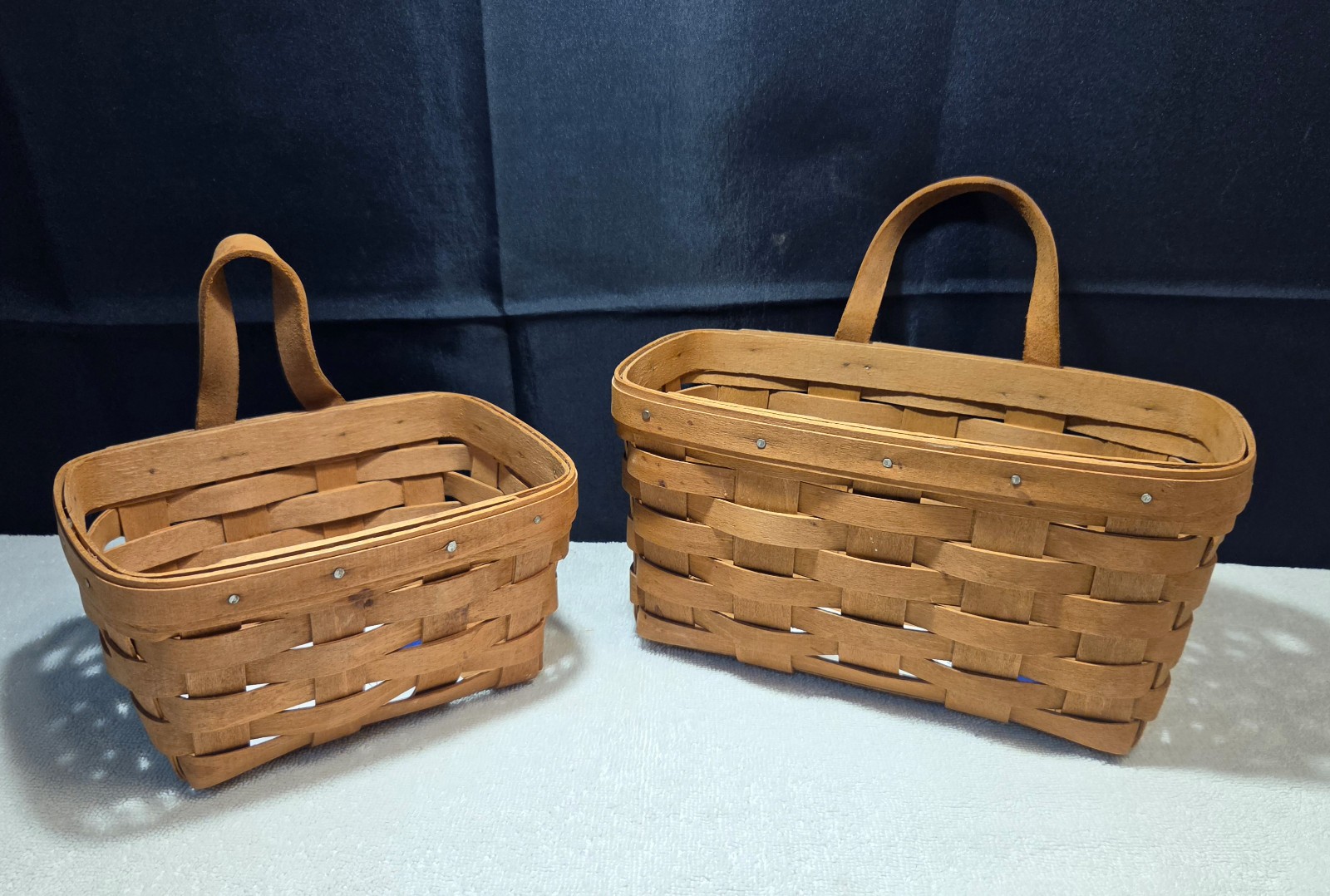 Longaberger 1988 Wall Hanging Baskets 1 Mail & 1 Small Key Leather Straps 2 LOT