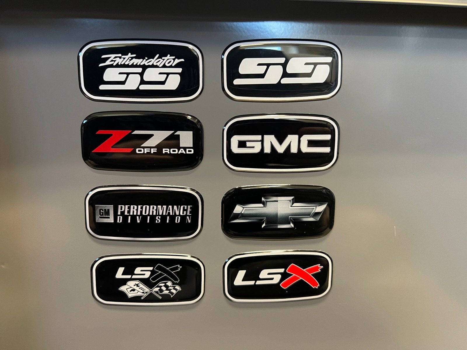 Silverado/SUV Cab emblems - 1 Pair (2 emblems) your choice of design