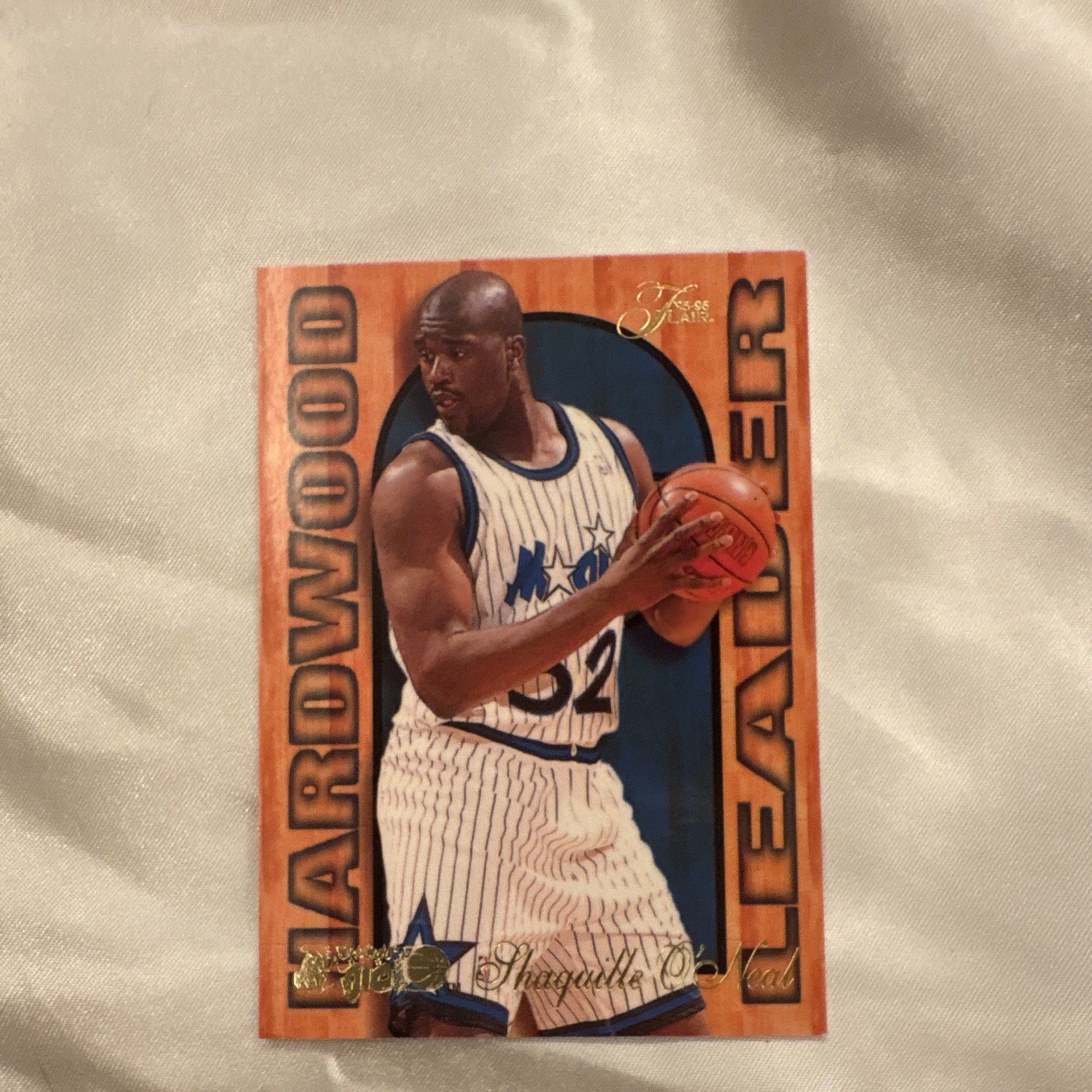 1995-96 Fleer - Flair Hardwood Leader Shaquille O\'Neal #19