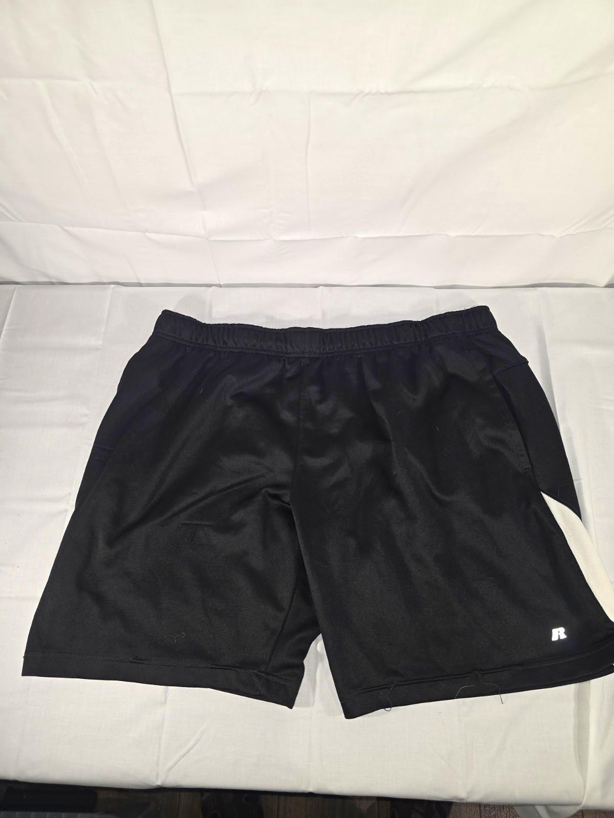 Russell Men\'s Black Athletic Mesh Shorts XL 40-42 Drawstring Elastic Waist