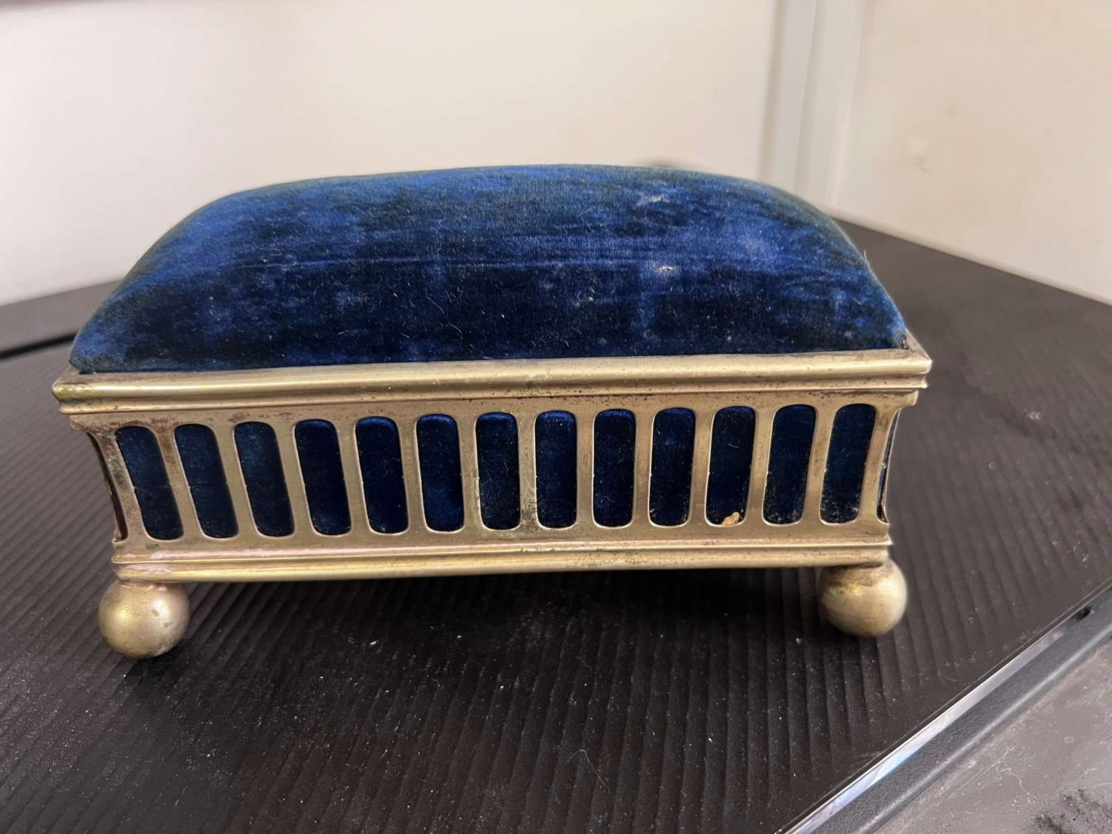 Antique Victorian Pin Cushion Jewellery Box Silver Plate Frame With Ball Feet