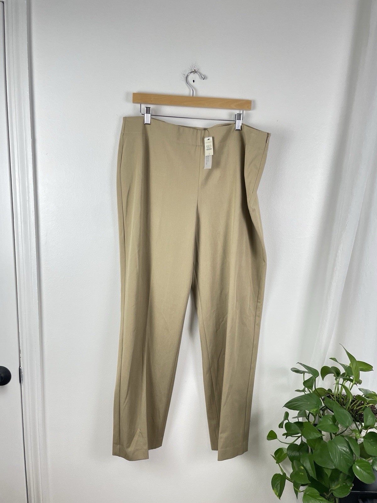Talbots Tan Heritage Ankle Length Dress Pants Trousers Women’s 18 New Talbots Tan Heritage Ankle Length Dress Pants Trousers Women’s 18 New