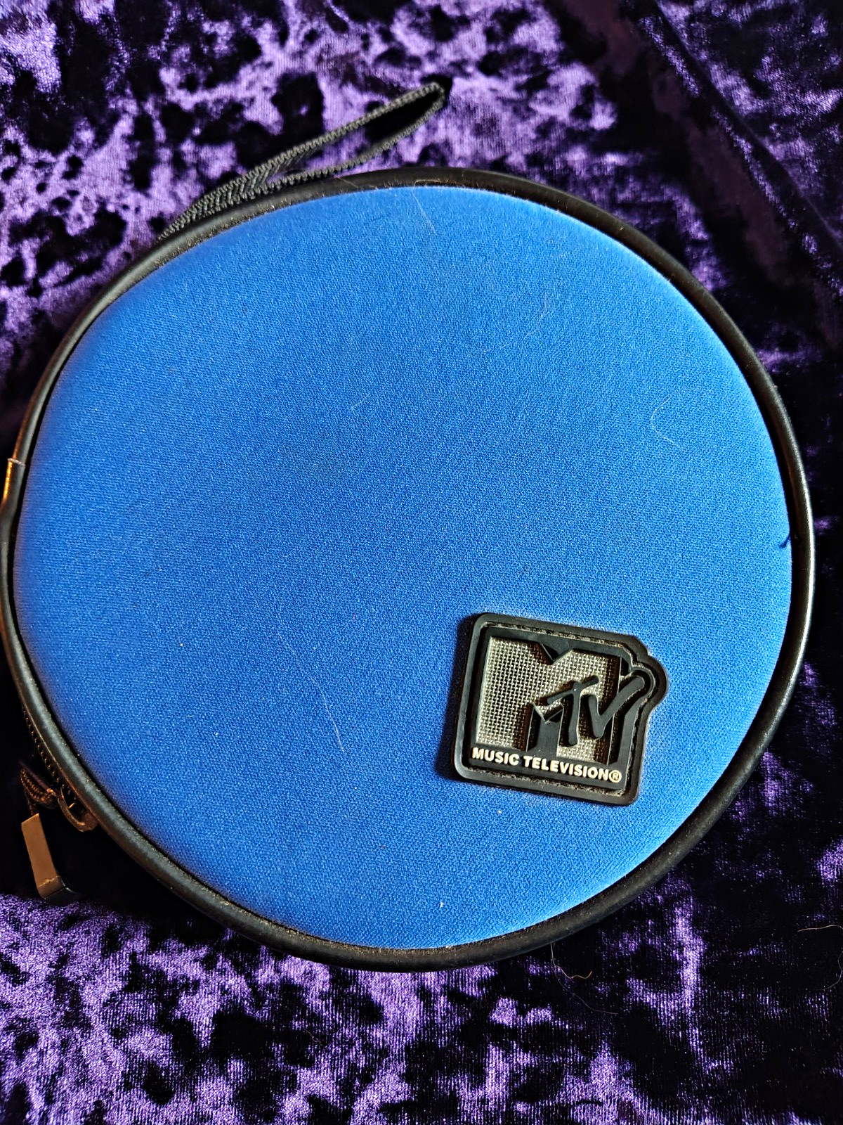 Vintage 1999 MTV Networks CD Case Blue Wetsuit Media Holder 24 Disc Wallet Y2K Vintage 1999 MTV Networks CD Case Blue Wetsuit Media Holder 24 Disc Wallet Y2K
