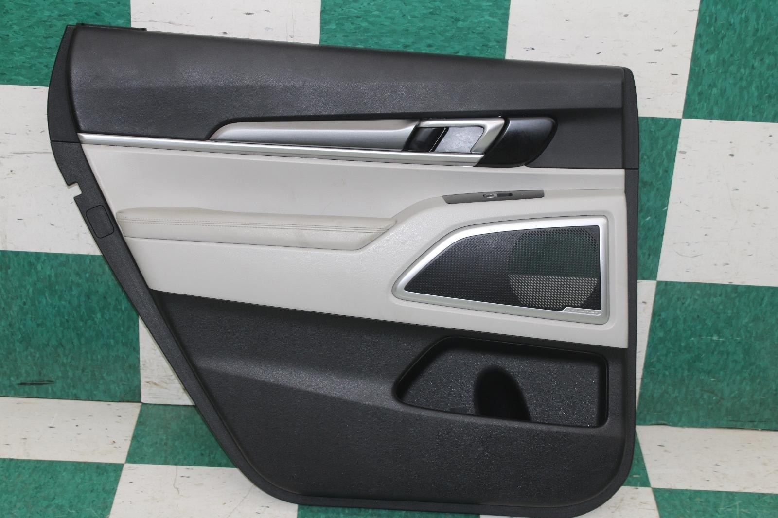 20-24 Telluride Gray Black LR Left Driver Side Rear Door Trim Panel Armrest OEM