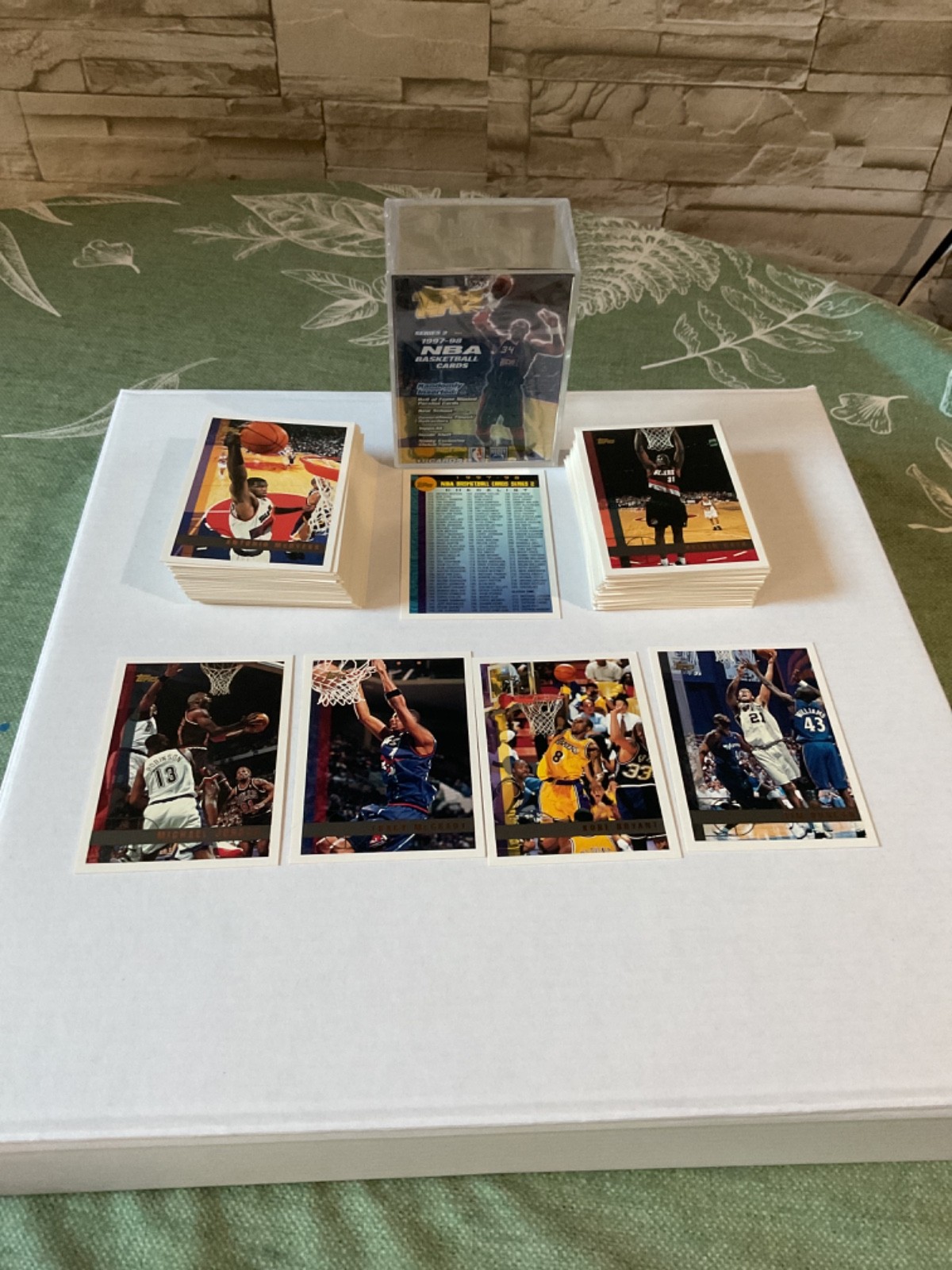 1997-98 Topps Basketball Series 2 Complete Set 111-220 Duncan/TMac RCs/MJ/Kobe 1997-98 Topps Basketball Series 2 Complete Set 111-220 Duncan/TMac RCs/MJ/Kobe