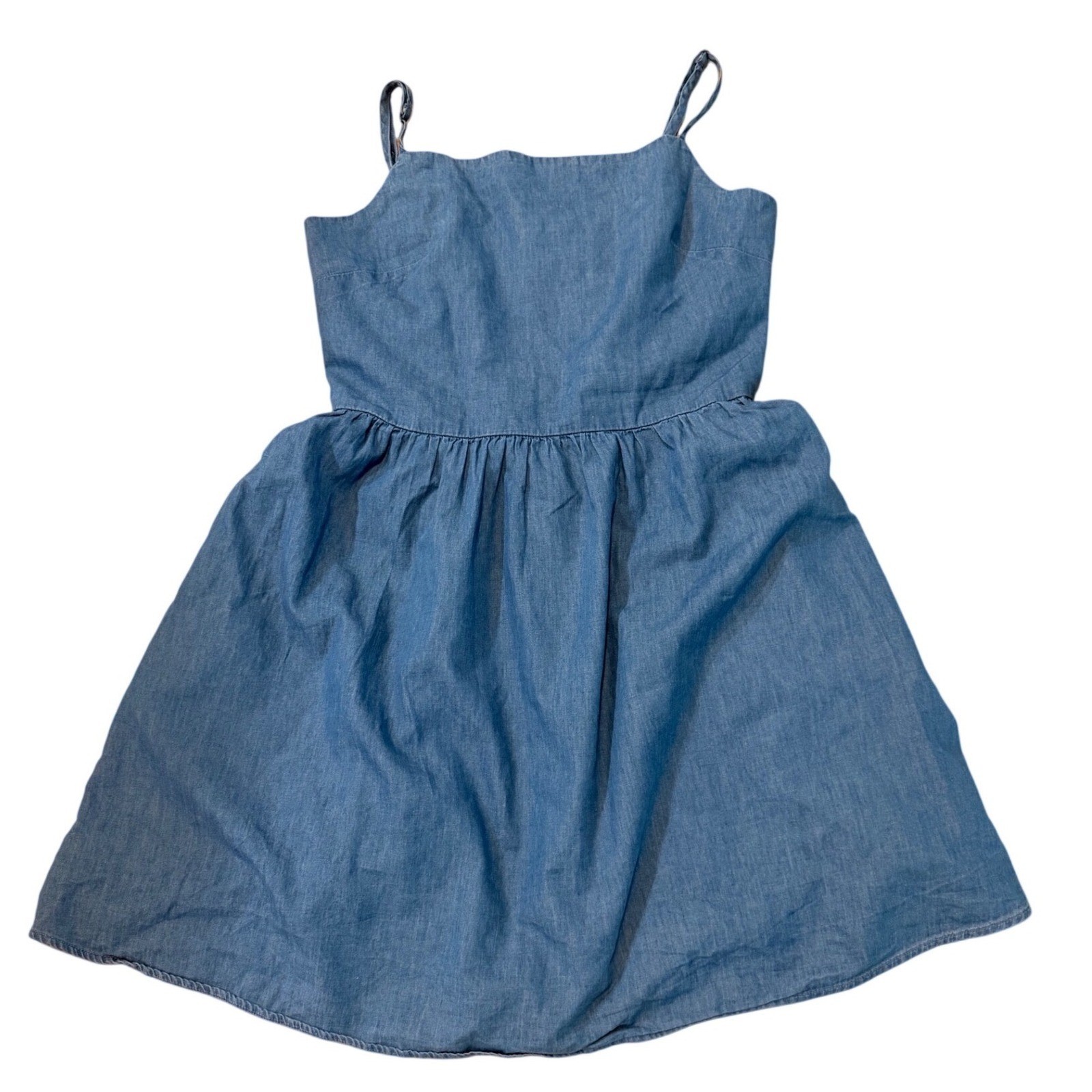 Gap Womens Denim Fit and Flare Dress Blue Light Wash Smocked Back Pockets Size M Gap Womens Denim Fit and Flare Dress Blue Light Wash Smocked Back Pockets Size M