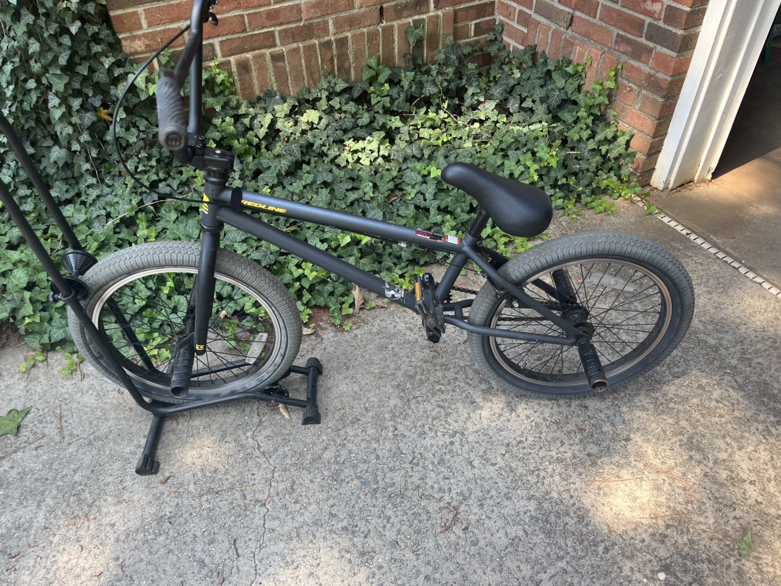 Redline Recon 20 Inch BMX 2020 Bike Great Condition Used Lightly 🔥 Redline Recon 20 Inch BMX 2020 Bike Great Condition Used Lightly 🔥