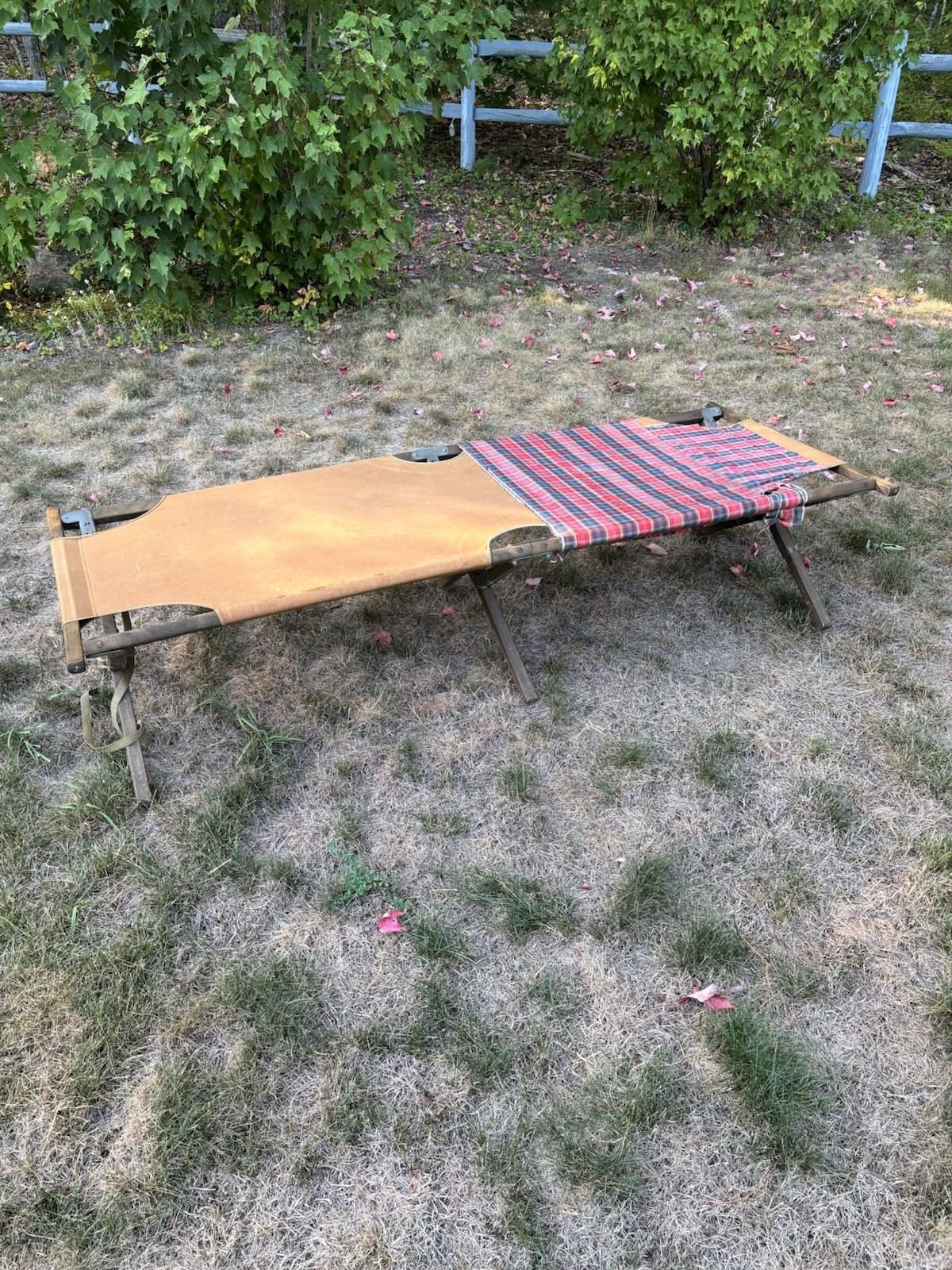 Beautiful Vintage 1950/60s Wooden Framed Cot Tan Canvas W/ Additional Flannel