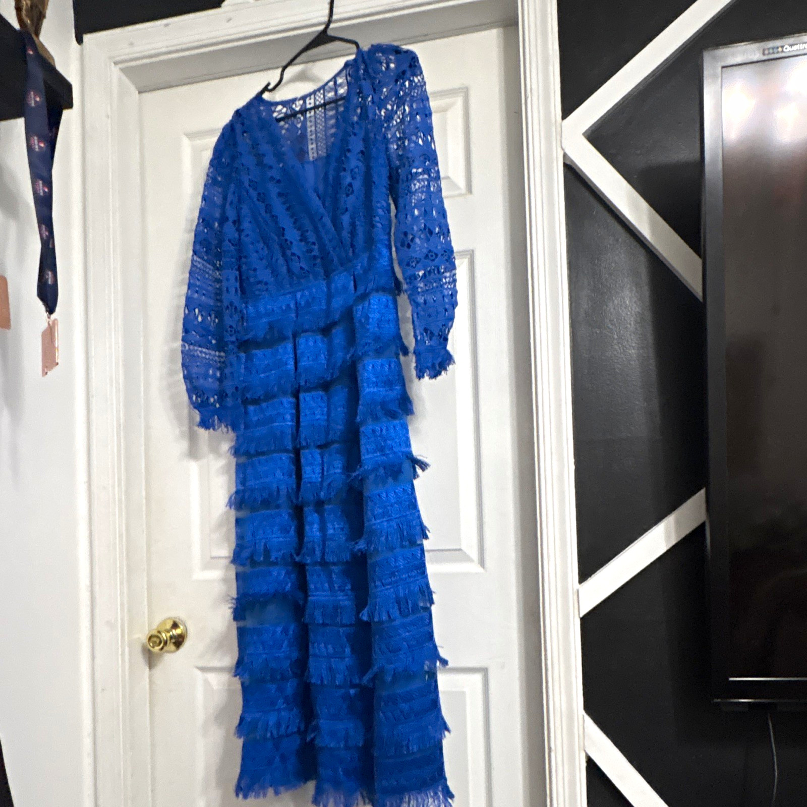 jj’s Fairland Blue Solid Lace V-Neck Long Sleeve Fringe Tiered Midi Dress S