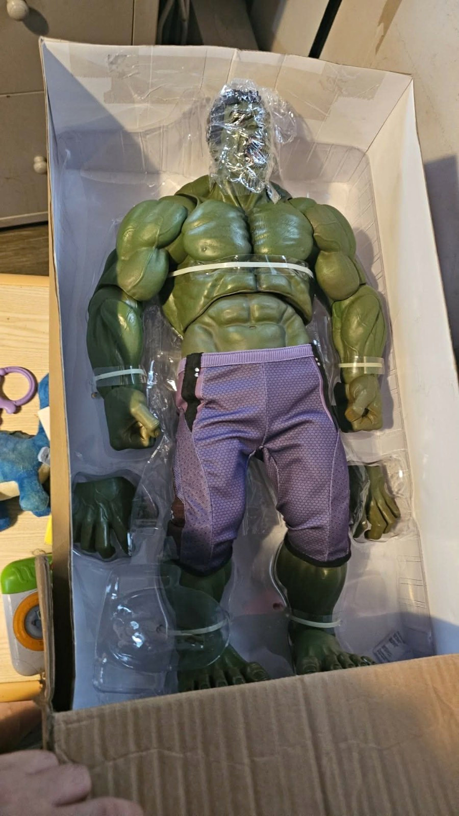 Neca 1/4 Scale (20+ Inch) Marvel Hulk Action Figure.