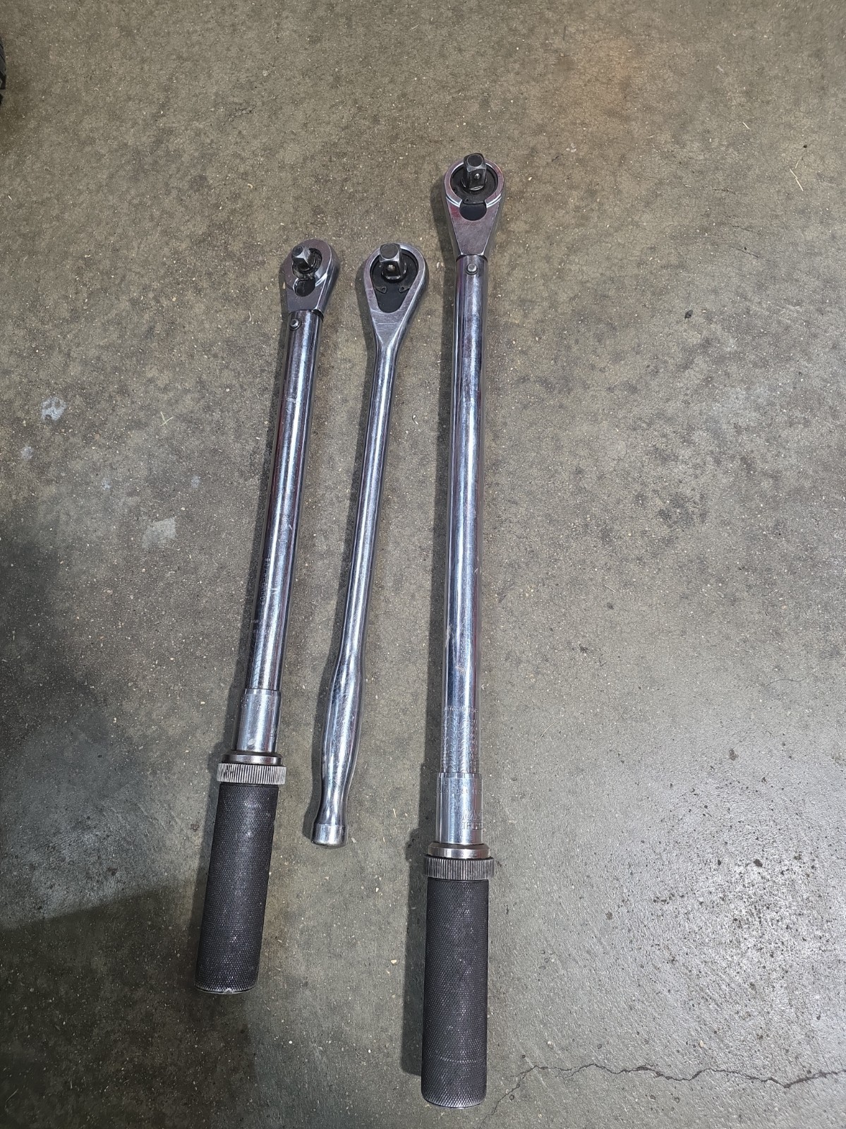 Matco 1/2 And 3/8 Torgue Wrenches And A 1/2 Drive Ratchet Matco 1/2 And 3/8 Torgue Wrenches And A 1/2 Drive Ratchet
