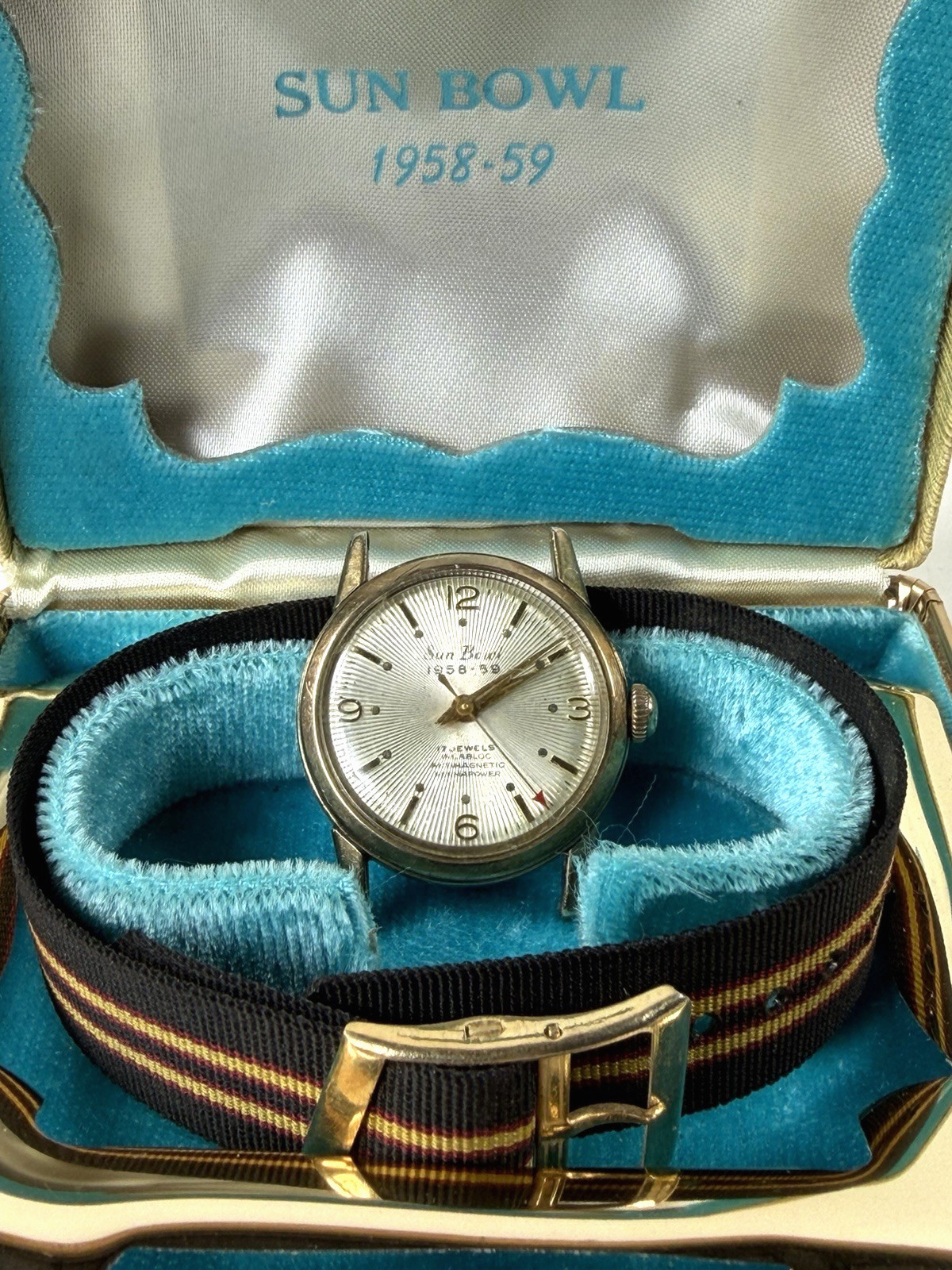 Vintage 1958-59 Sun Bowl Men’s Watch Red Arrow Seconds Case & Strap 10K RGP