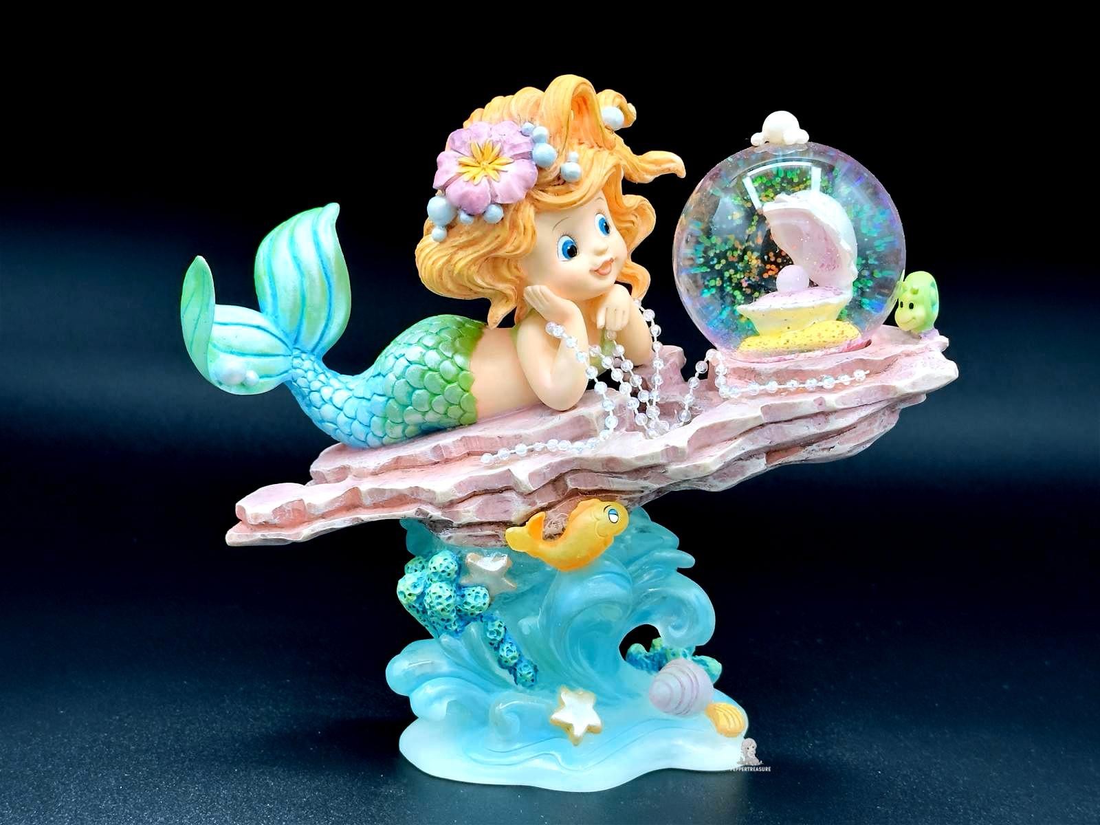 Adorable Decorative Mermaid Figurine with Snow Globe