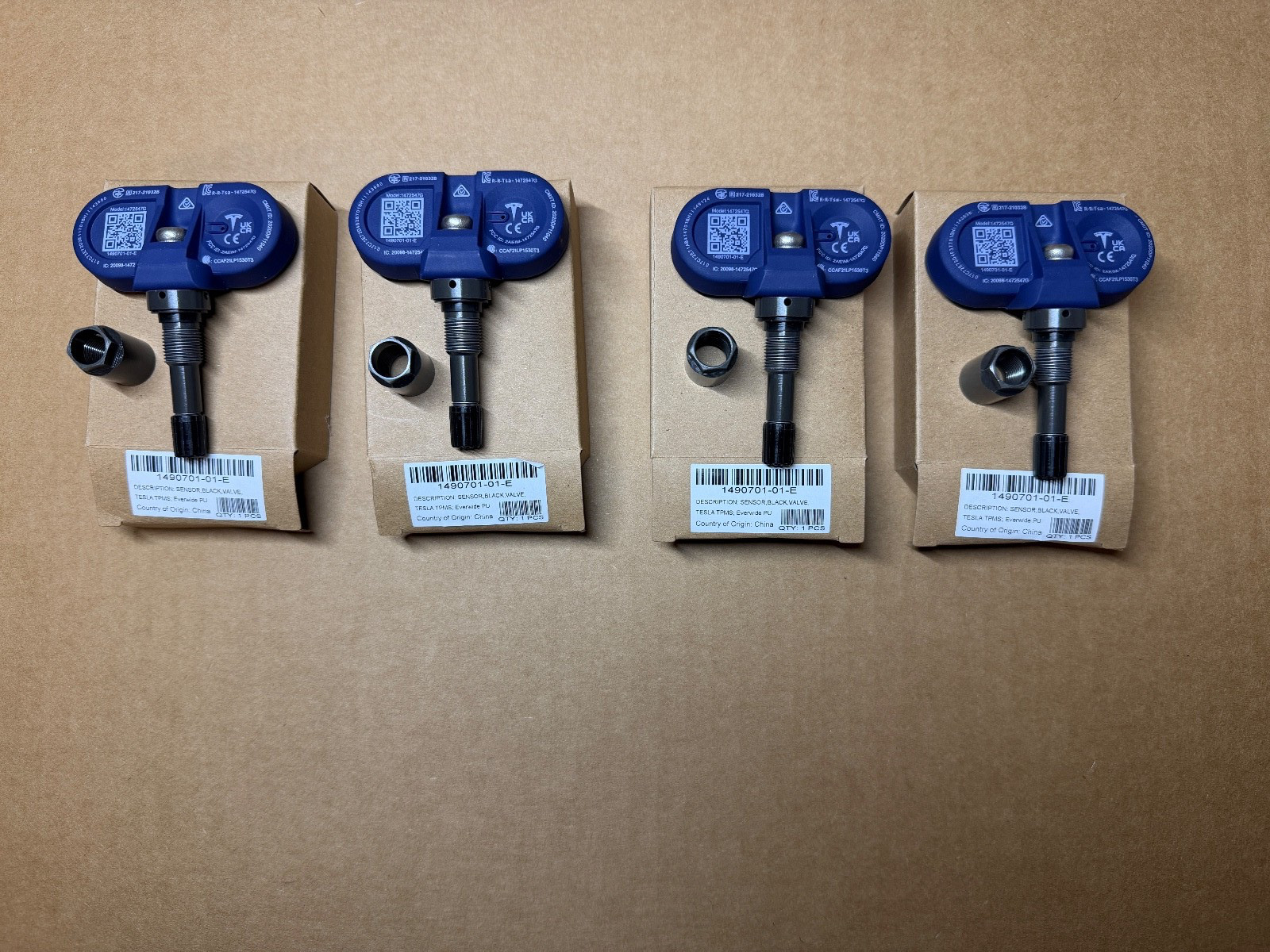 Set of 4 NEW OEM Tesla Model 3 S X Y Bluetooth TPMS Sensor with Nut 1490701-01-E Set of 4 NEW OEM Tesla Model 3 S X Y Bluetooth TPMS Sensor with Nut 1490701-01-E