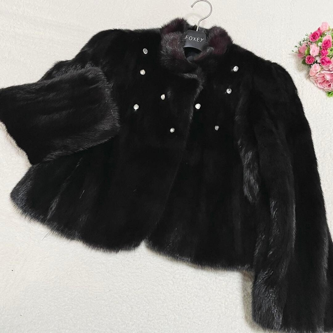 FOXEY Black Mink Fur Coat Cropped Jacket Rhinestone M Shoulder Pads Authentic