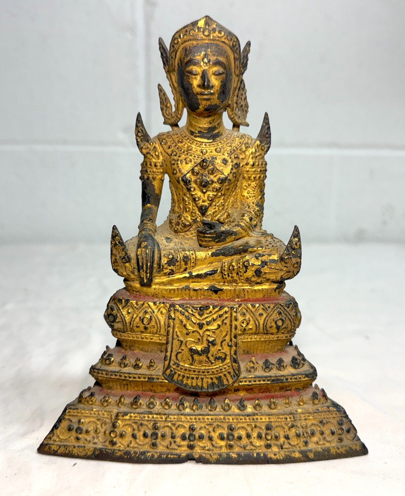 Antique Early 1800s Gold Gilded Bronze Thai Rattanakosin Buddha Statue Sculpture Antique Early 1800s Gold Gilded Bronze Thai Rattanakosin Buddha Statue Sculpture