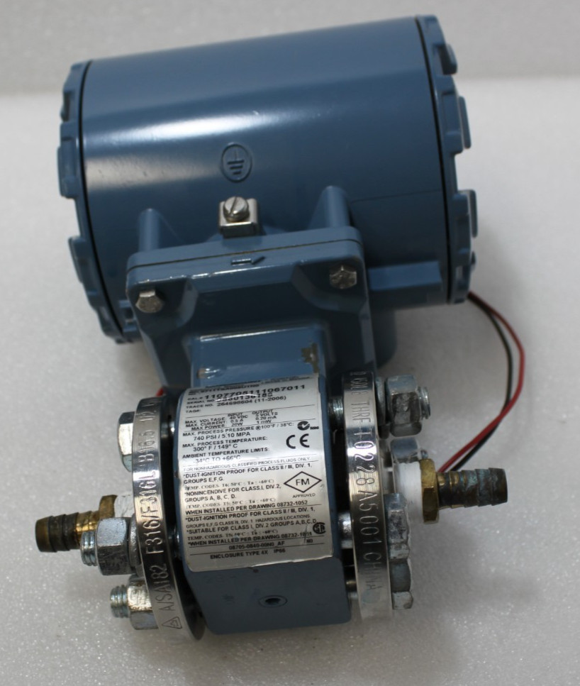 Rosemount 8732CT03N0 Transmitter with 8711TSA005U1N0G1 Magnetic Flowtube