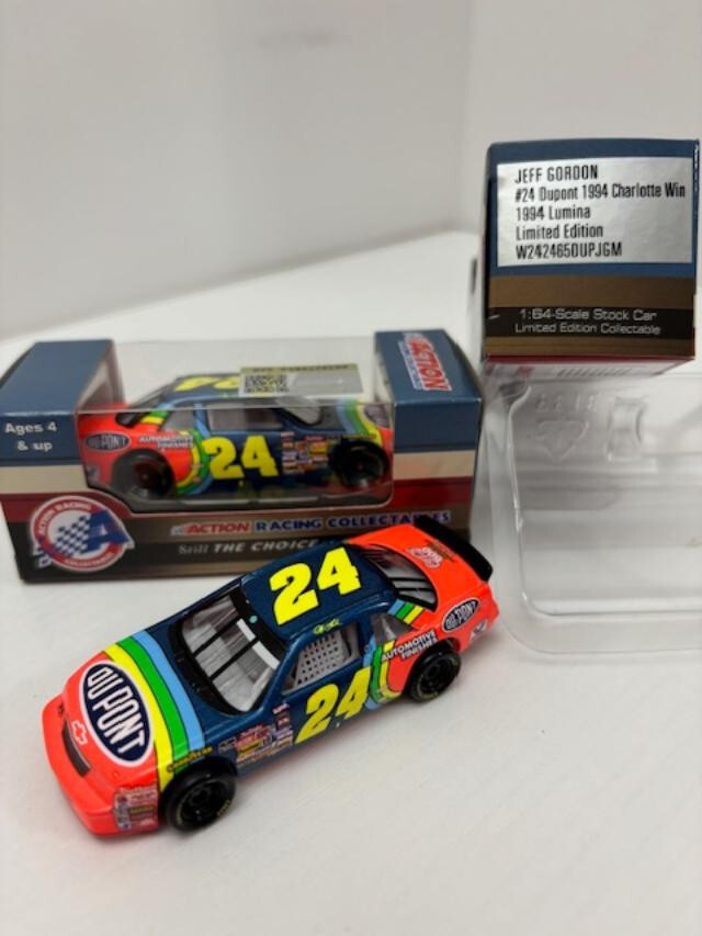 1ST CUP WIN NASCAR 1994 JEFF GORDON #24 CHARLOTTE RACE WIN DUPONT 1/64 CAR
