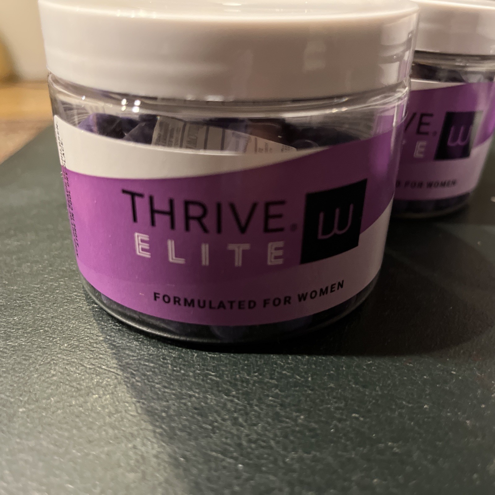 Le-Vel Thrive W Premium Elite 60 caps MFG 03/26 
