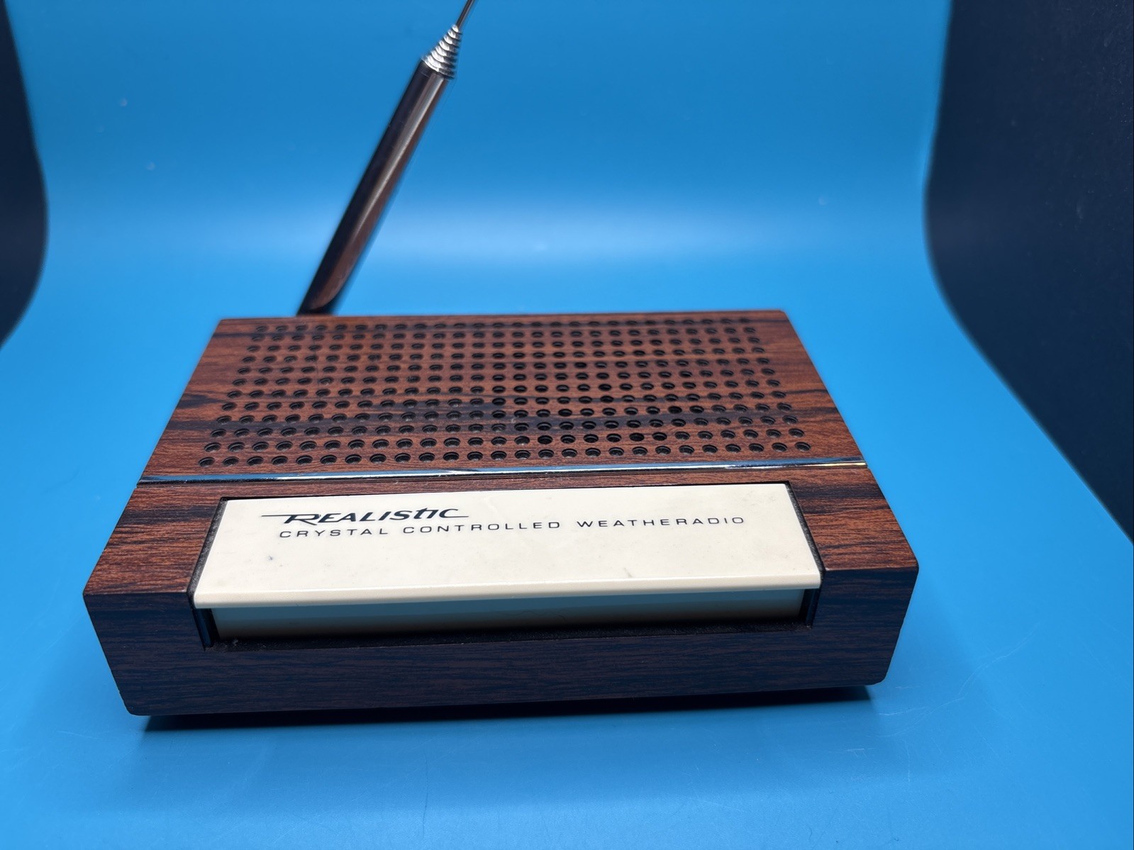 Realistic Crystal Controlled Weather Radio Model 12-152A VTG *TESTED WORKS* Realistic Crystal Controlled Weather Radio Model 12-152A VTG *TESTED WORKS*